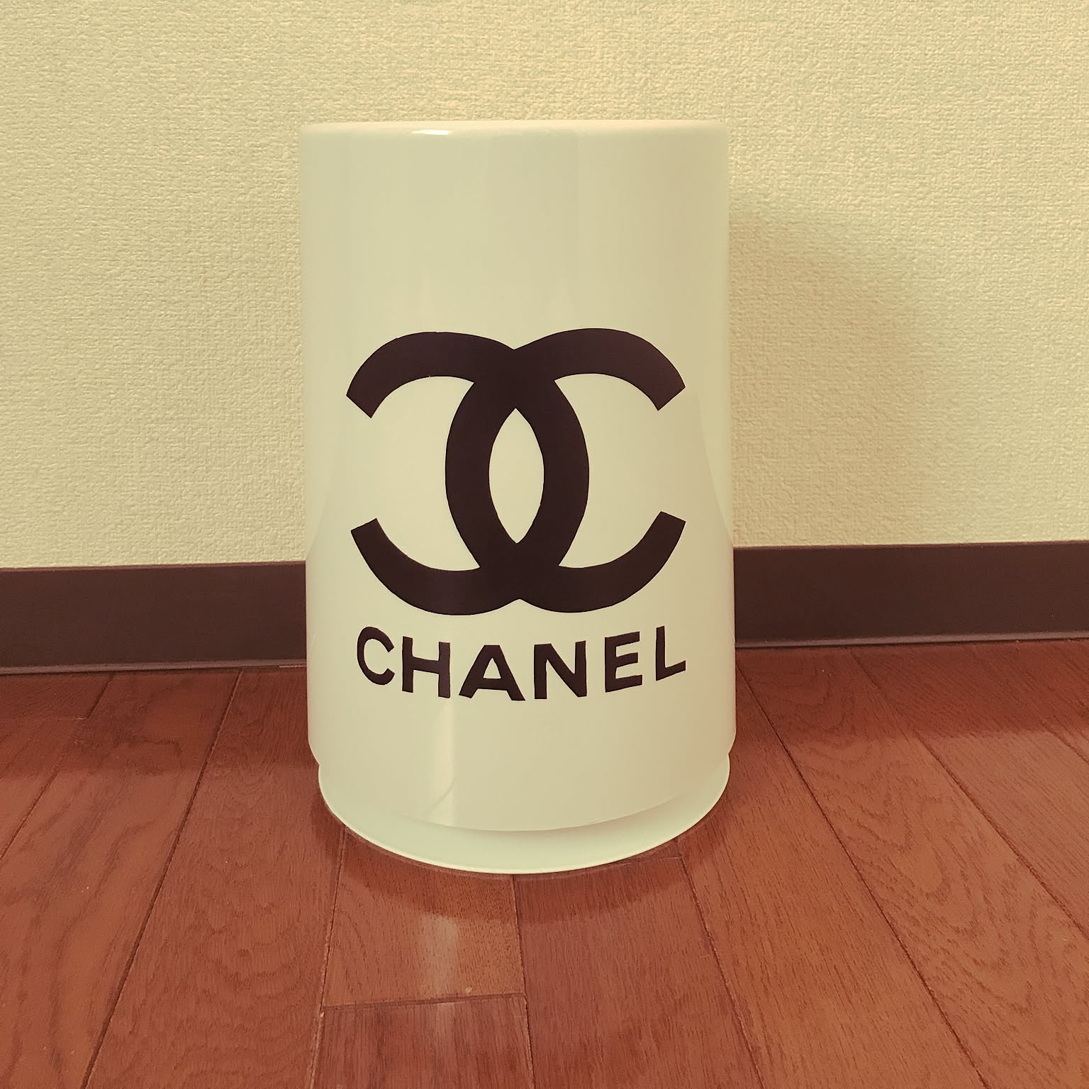 素敵な物の分け合いシャネルのゴミ箱なんて可愛い | lovelyが