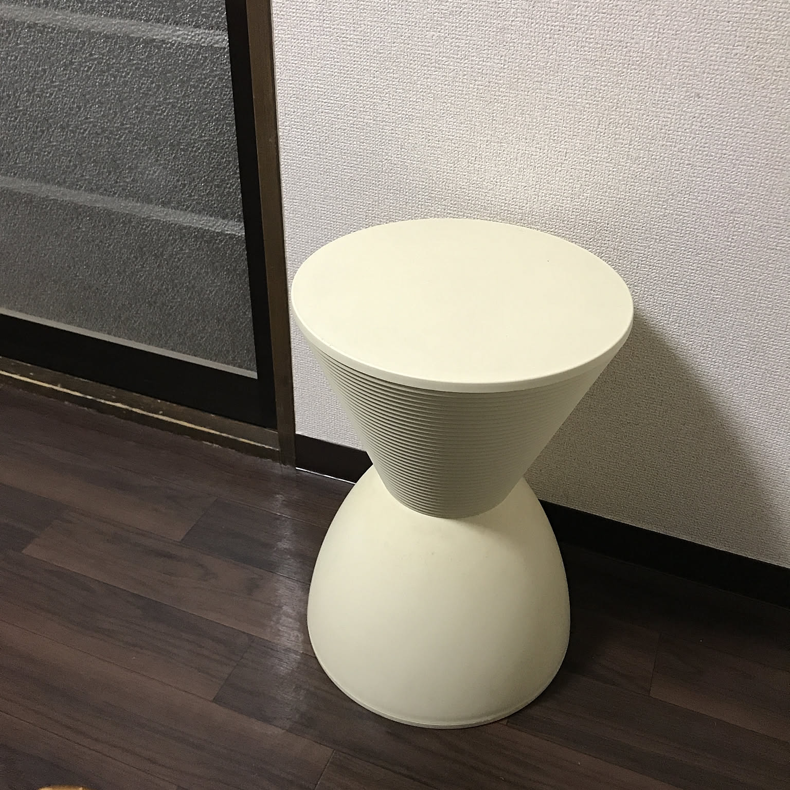 デザイナー家具フィリップスタルクガラスショーケース