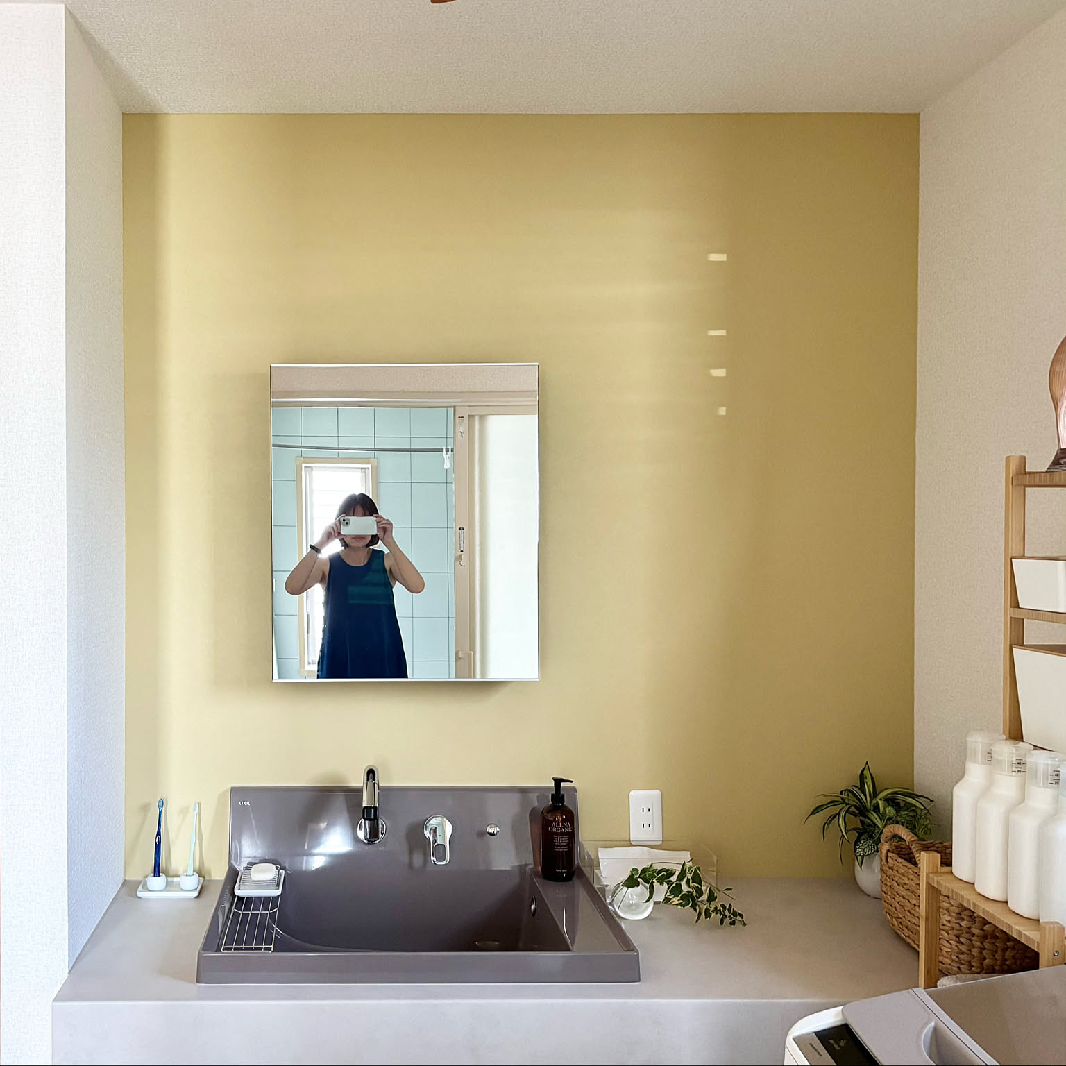 LIXIL(リクシル) INAX ミラーキャビネット 320×105×458(鏡304×3×406) TSF-126 住設倶楽部 &frasl; LIXIL INAX リクシル 洗面ミラーキャビネット TSF-126