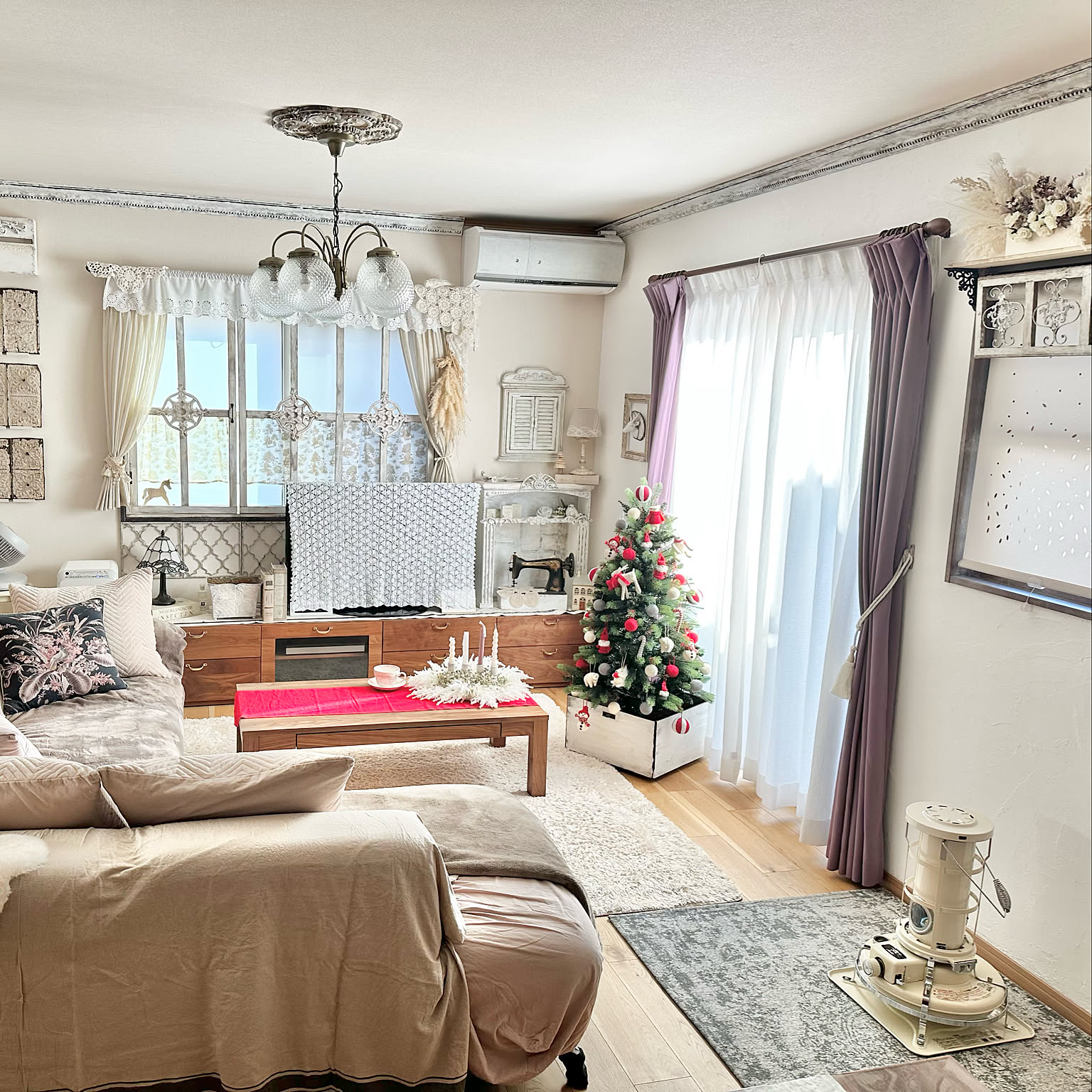 シャビーシック 窓　格子窓　ホワイトペイント シャビーシック 窓 格子窓 ホワイトペイント