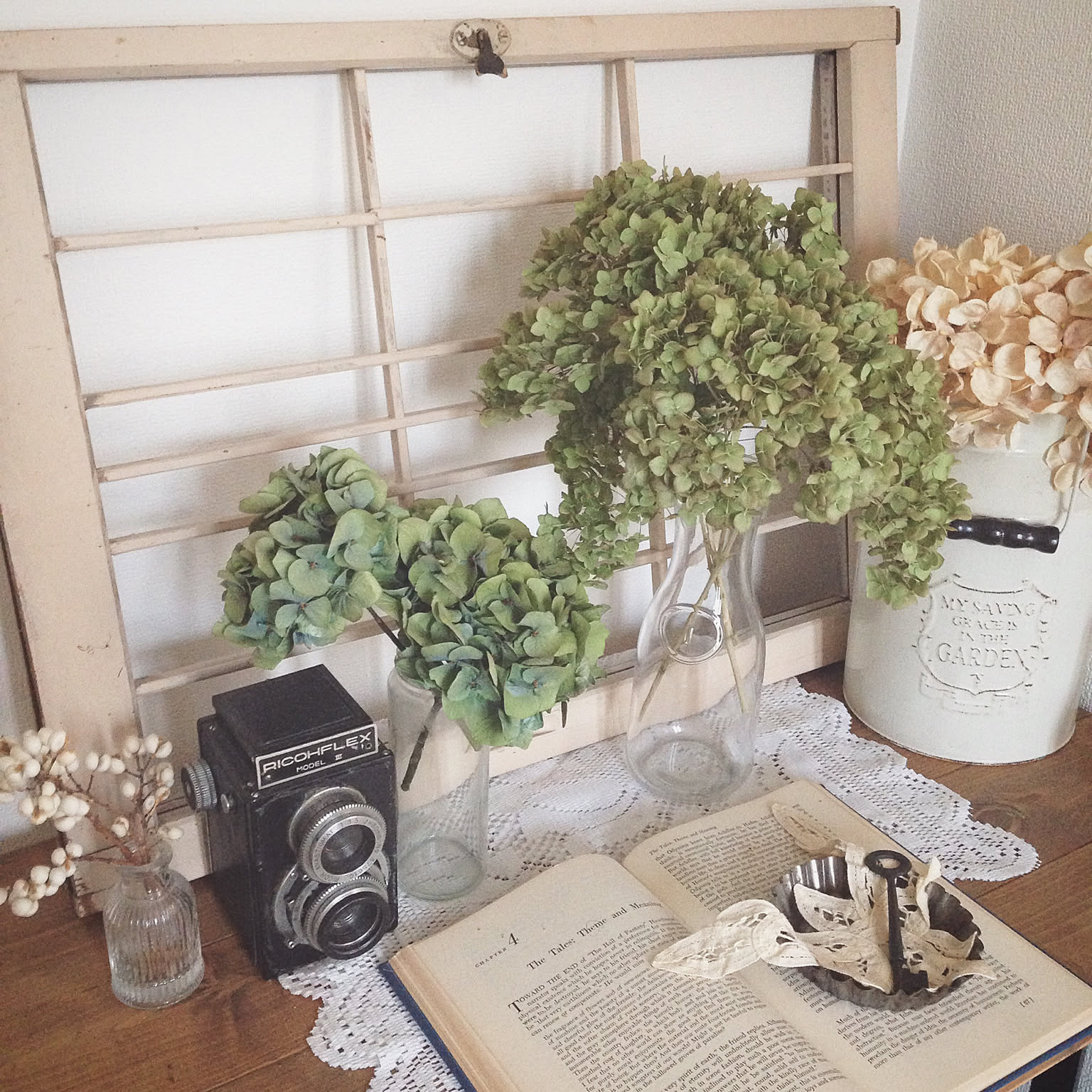 デキャンタをフラワーベースにのおすすめ商品とおしゃれな実例