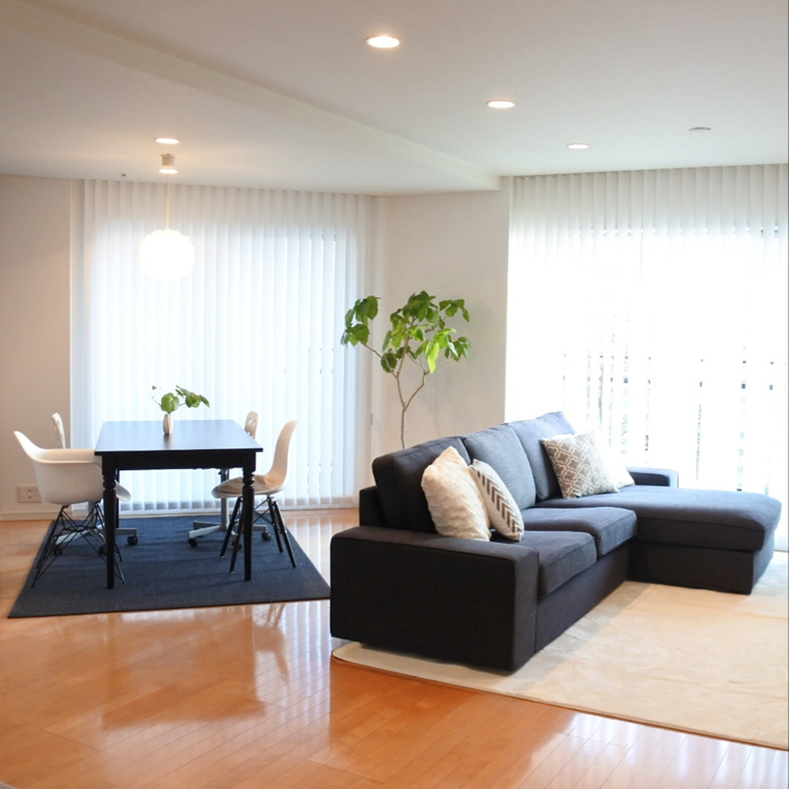 アクタス　ACTUS　カウチソファー　ダイニング用 LAULU COUCH SOFA（ラウル カウチソファ） - ACTUS