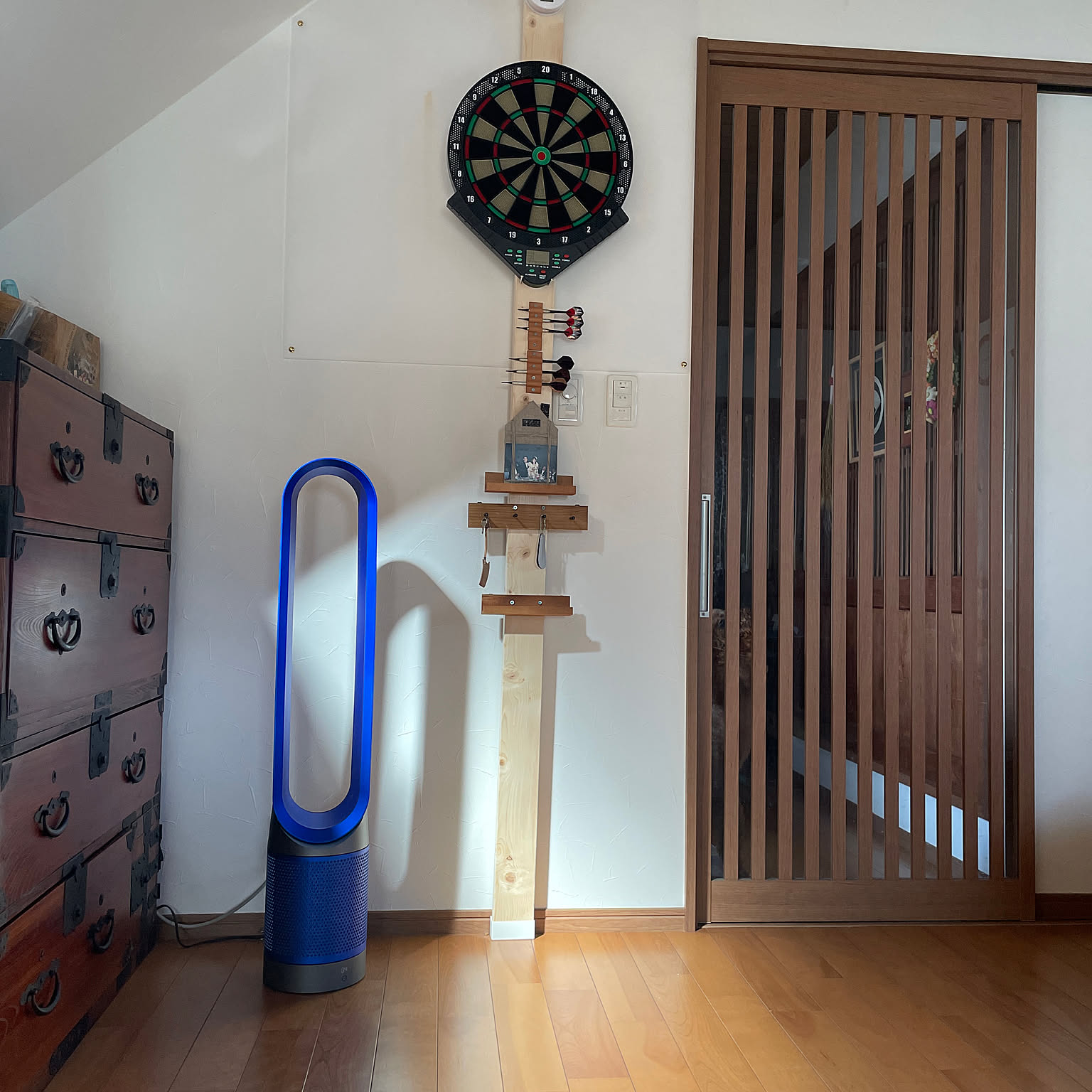 ダーツ台　土台　棚　こち MOJI Darts Machine for Office – 木製ダーツ台専門店 MOJI darts