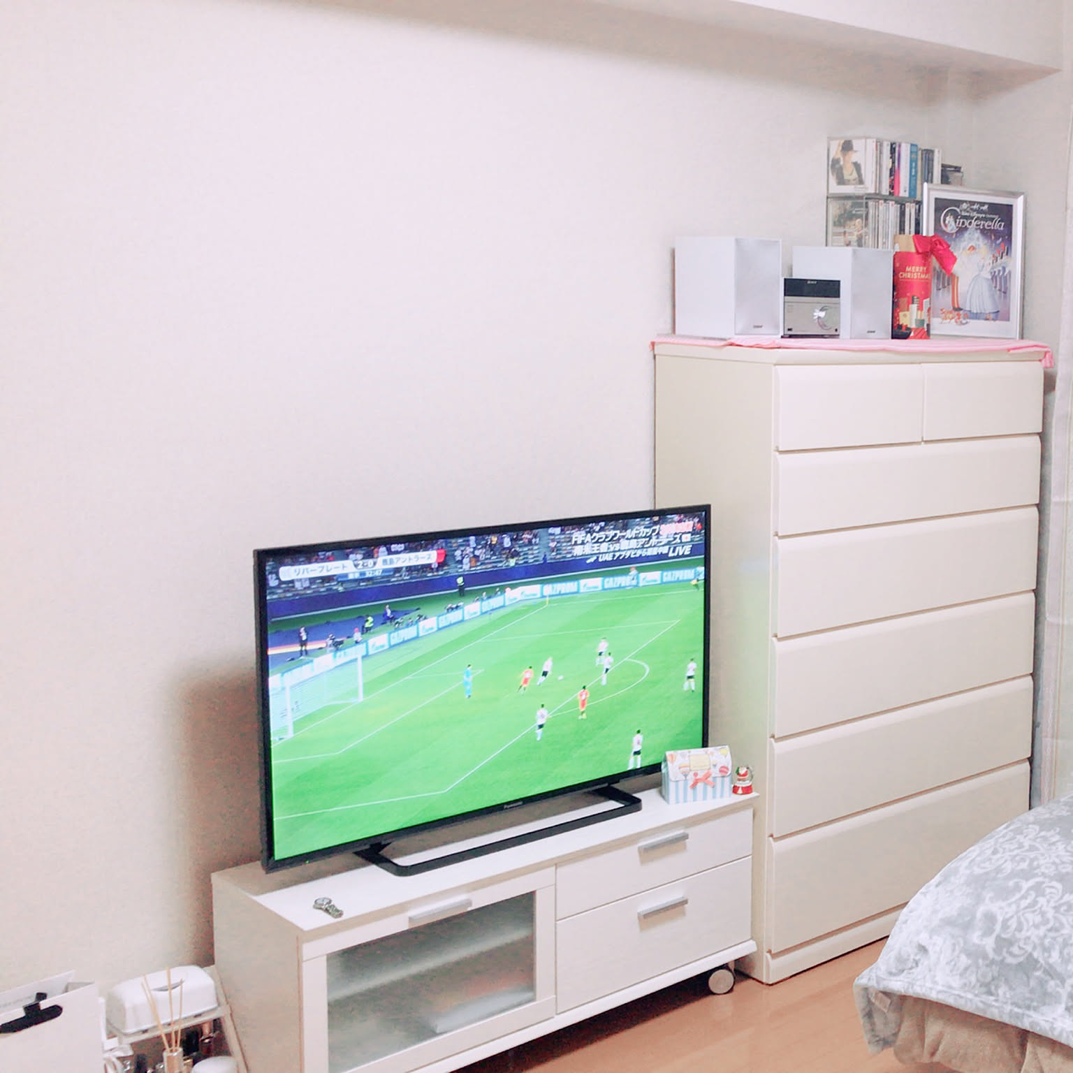 部屋全体 43型テレビのおすすめ商品とおしゃれな実例 ｜ RoomClip 