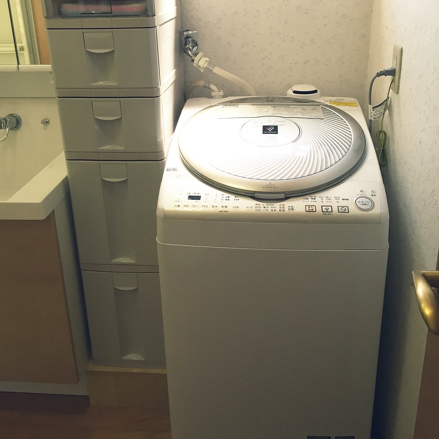 プラズマクラスター SHARPの洗濯機のインテリア実例 ｜ RoomClip