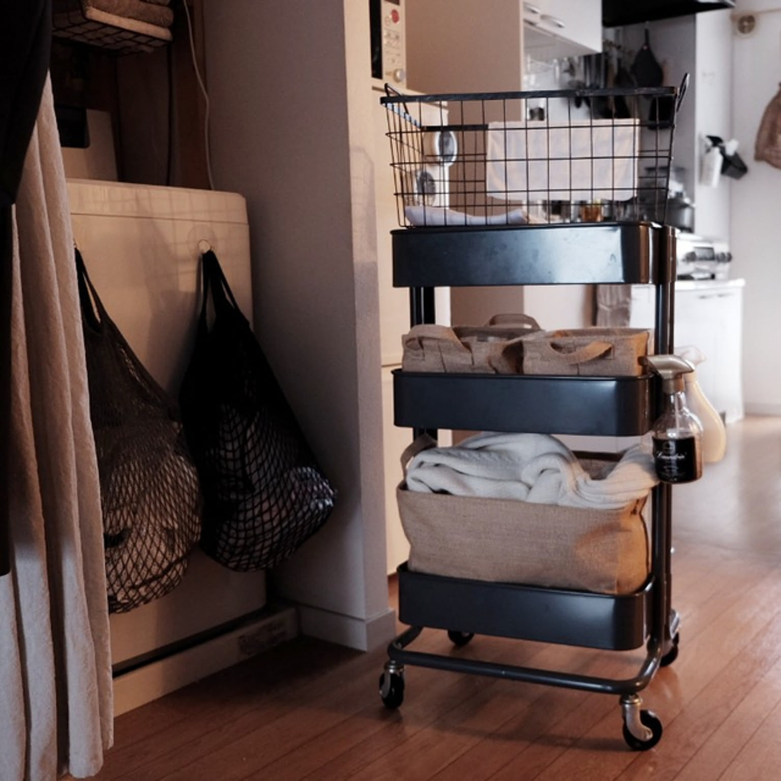 お取引中です】トスカ ランドリーワゴン IKEA ロースコグ2点