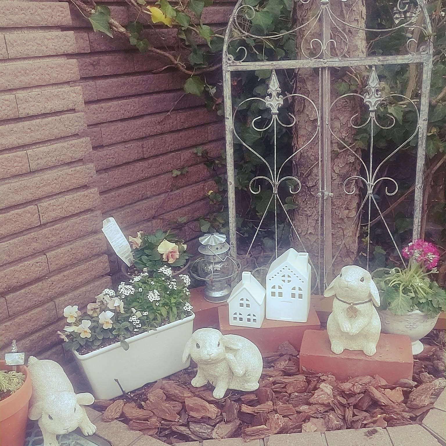 ミニチュア 花壇のおしゃれなインテリアコーディネート・レイアウトの