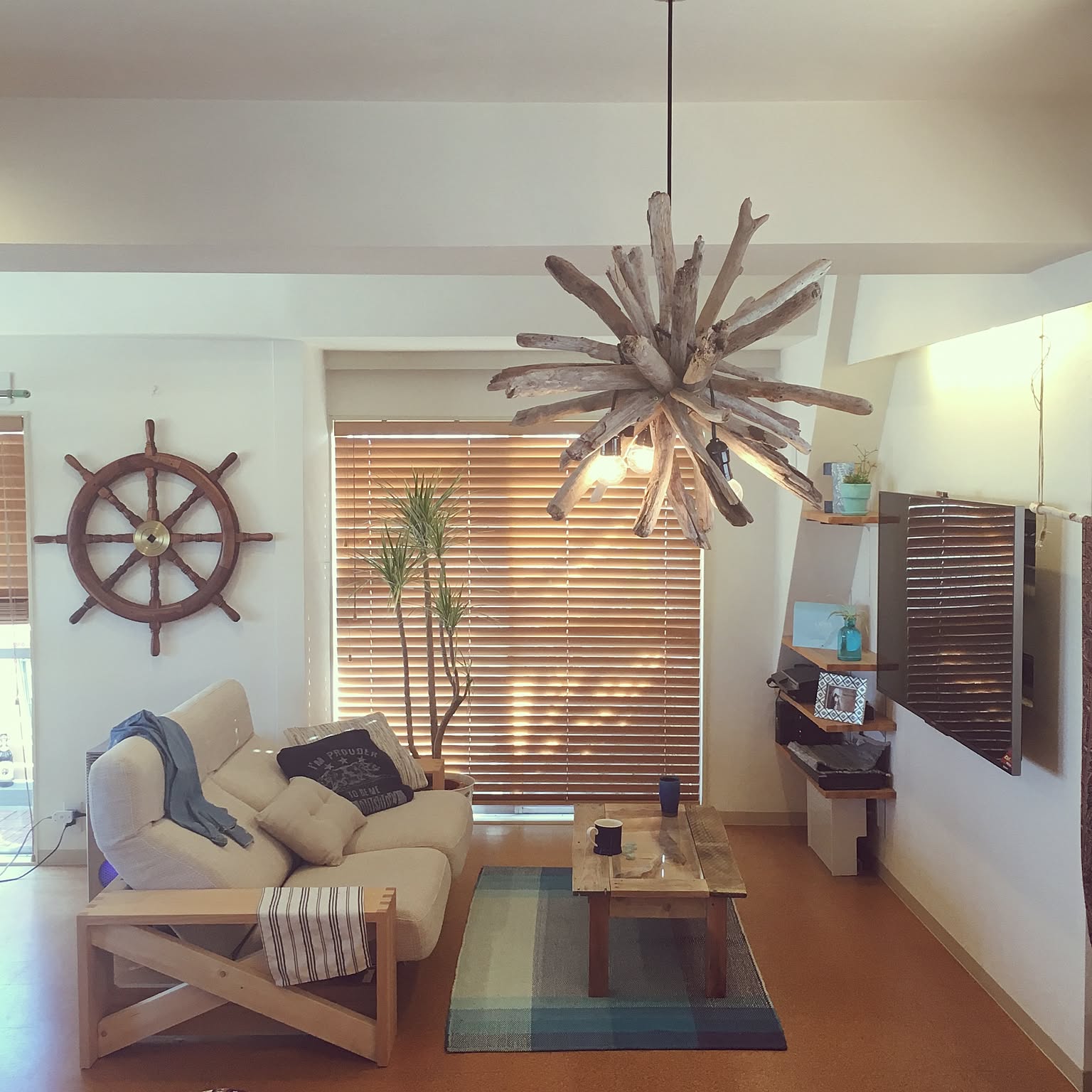 リビング 流木シャンデリアのおすすめ商品とおしゃれな実例