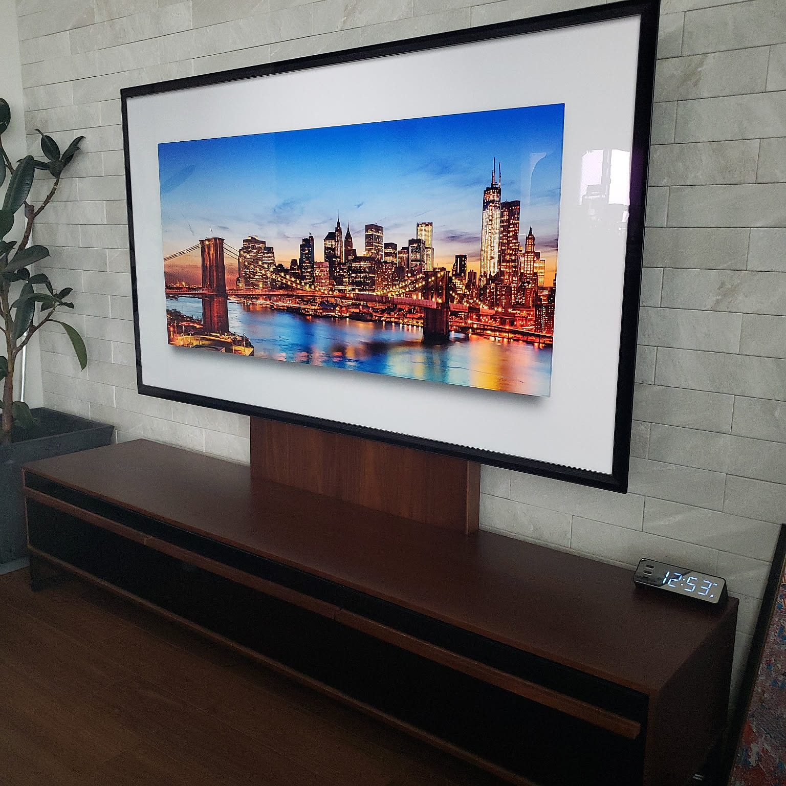 テレビ台 LG テレビのおすすめ商品とおしゃれな実例 ｜ RoomClip
