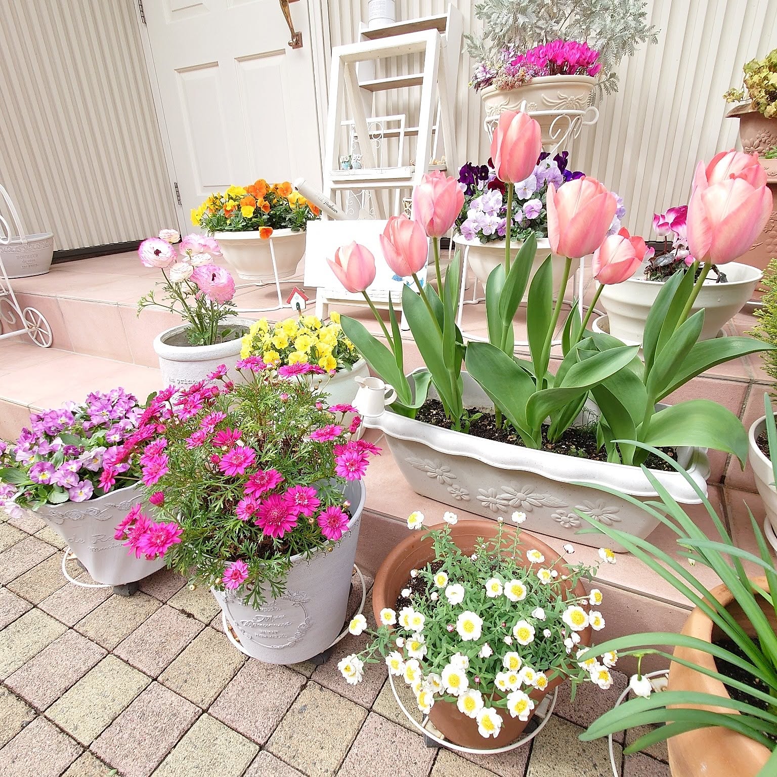 ❤️ 鉢植えカントリー生地のチューリップ ❤️ ❤️ 鉢植えカントリー生地のチューリップ ❤️