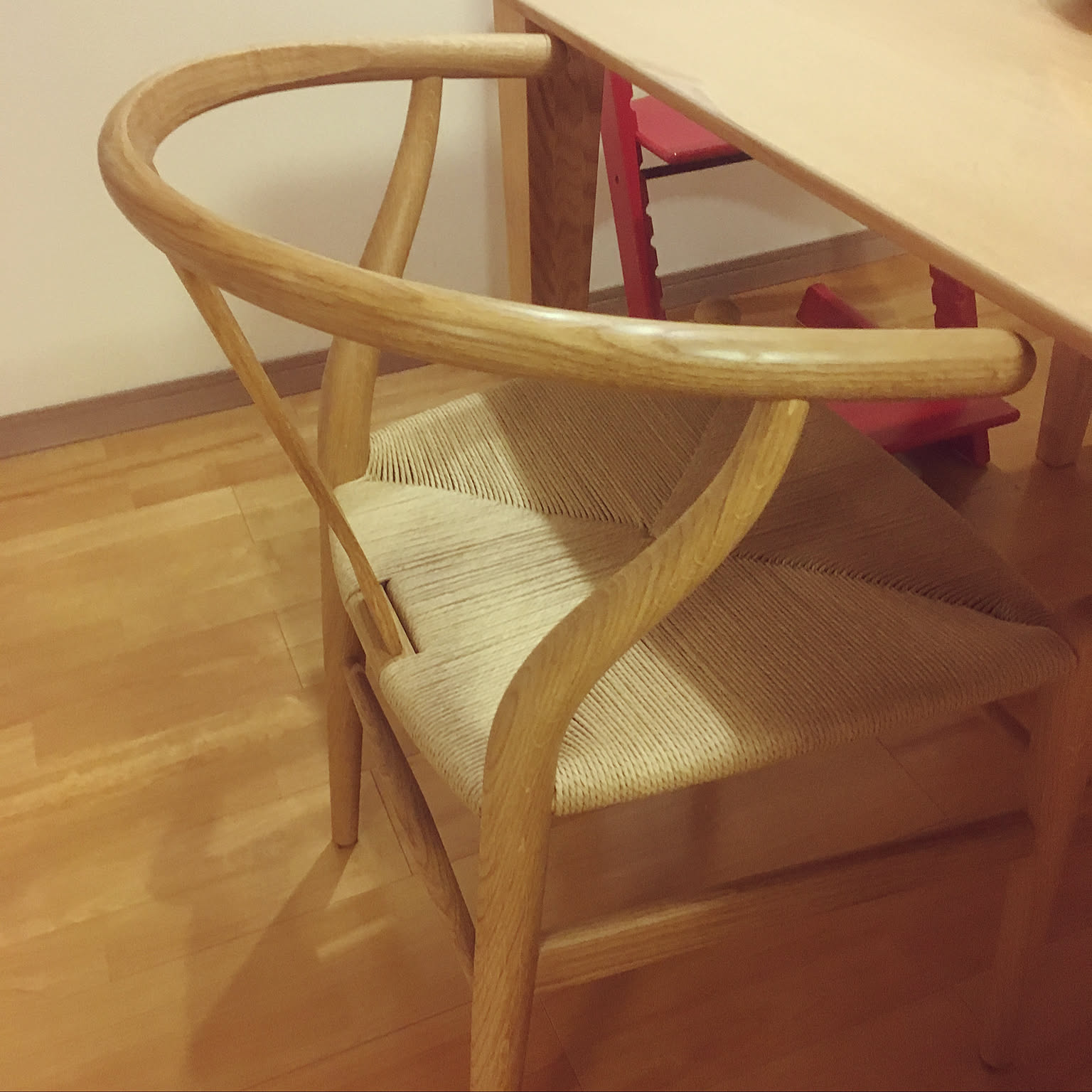 ストッケ 赤のおすすめ商品とおしゃれな実例 ｜ RoomClip