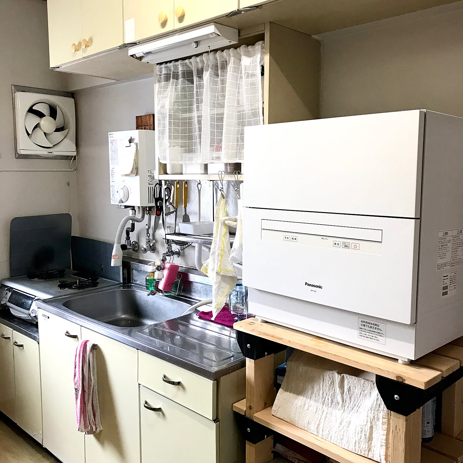 パナソニック 食器洗い乾燥機 NP-TA3-W（パナソニック食洗機NP-TA3の 
