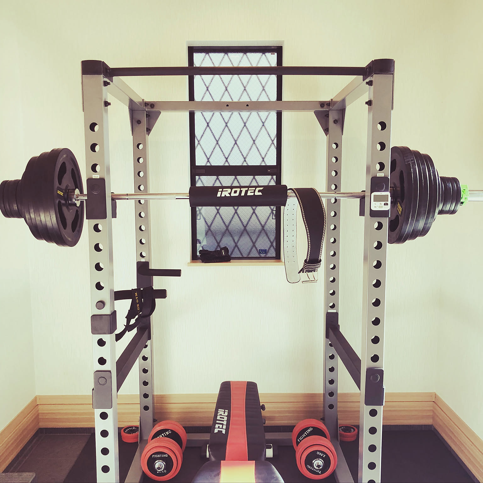 マスキュラーセット140 [アイアンタイプ] / IROTEC(アイロテック) IROTEC マスキュラーセット 140R パワーラック ホームジム