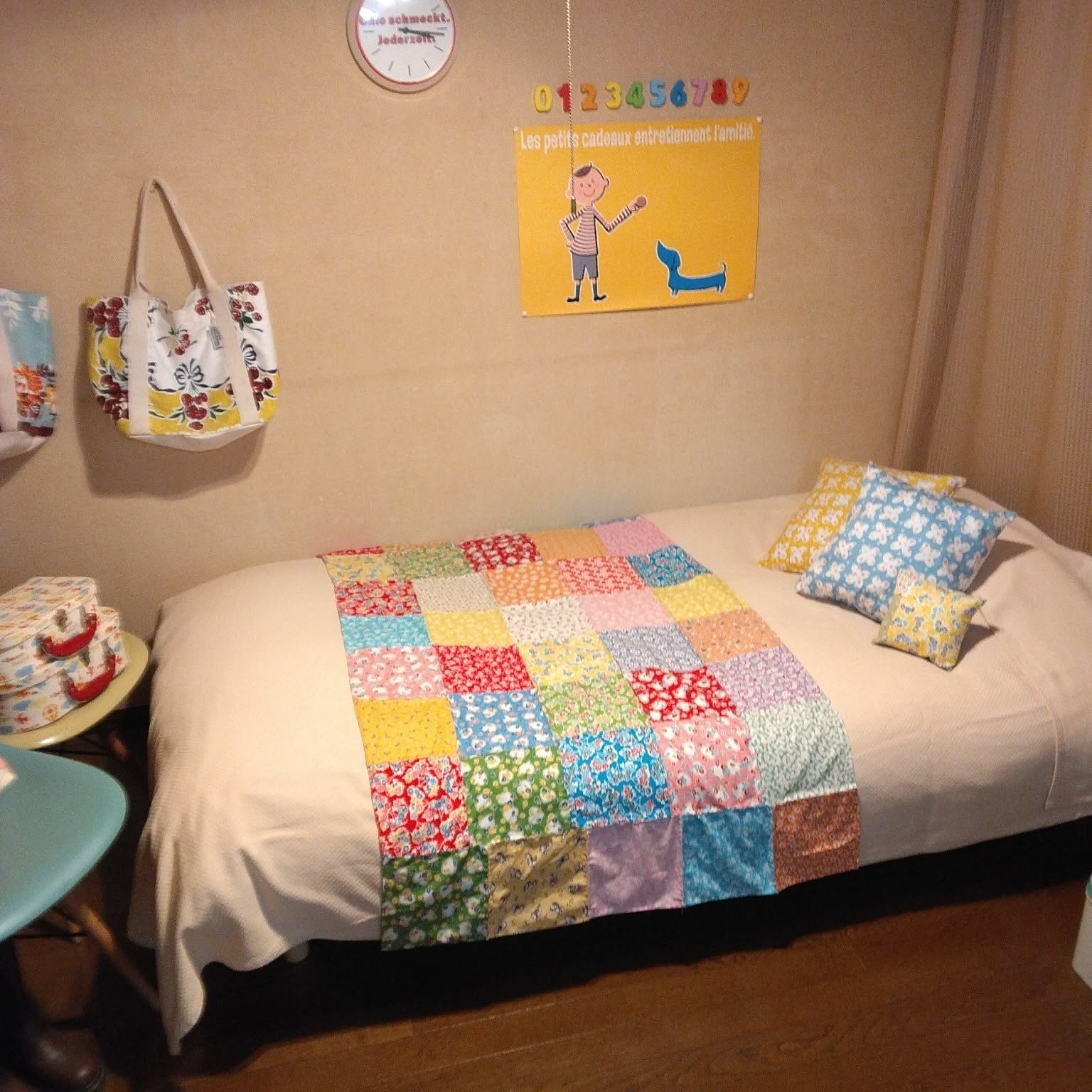 ハンドメイドhandmade☆パッチワークウール裏地のマルチベッドカバー