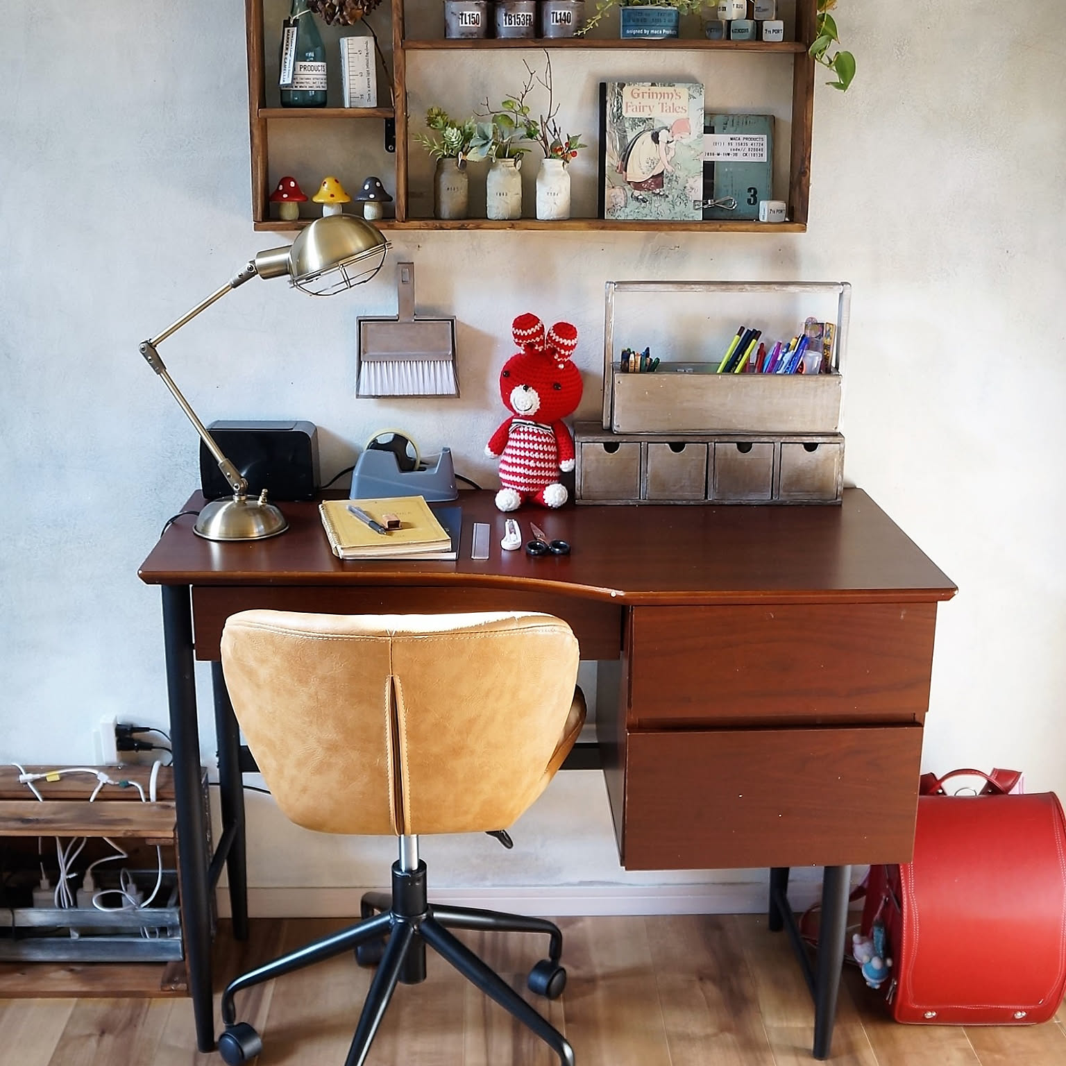 ビンテージ 学習机のおすすめ商品とおしゃれな実例 ｜ RoomClip