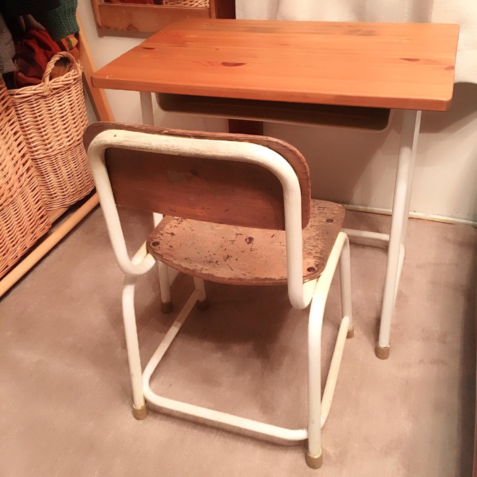 カフェスタイル 学校 机 リメイク bf87c03af612ae19a0747dee699378