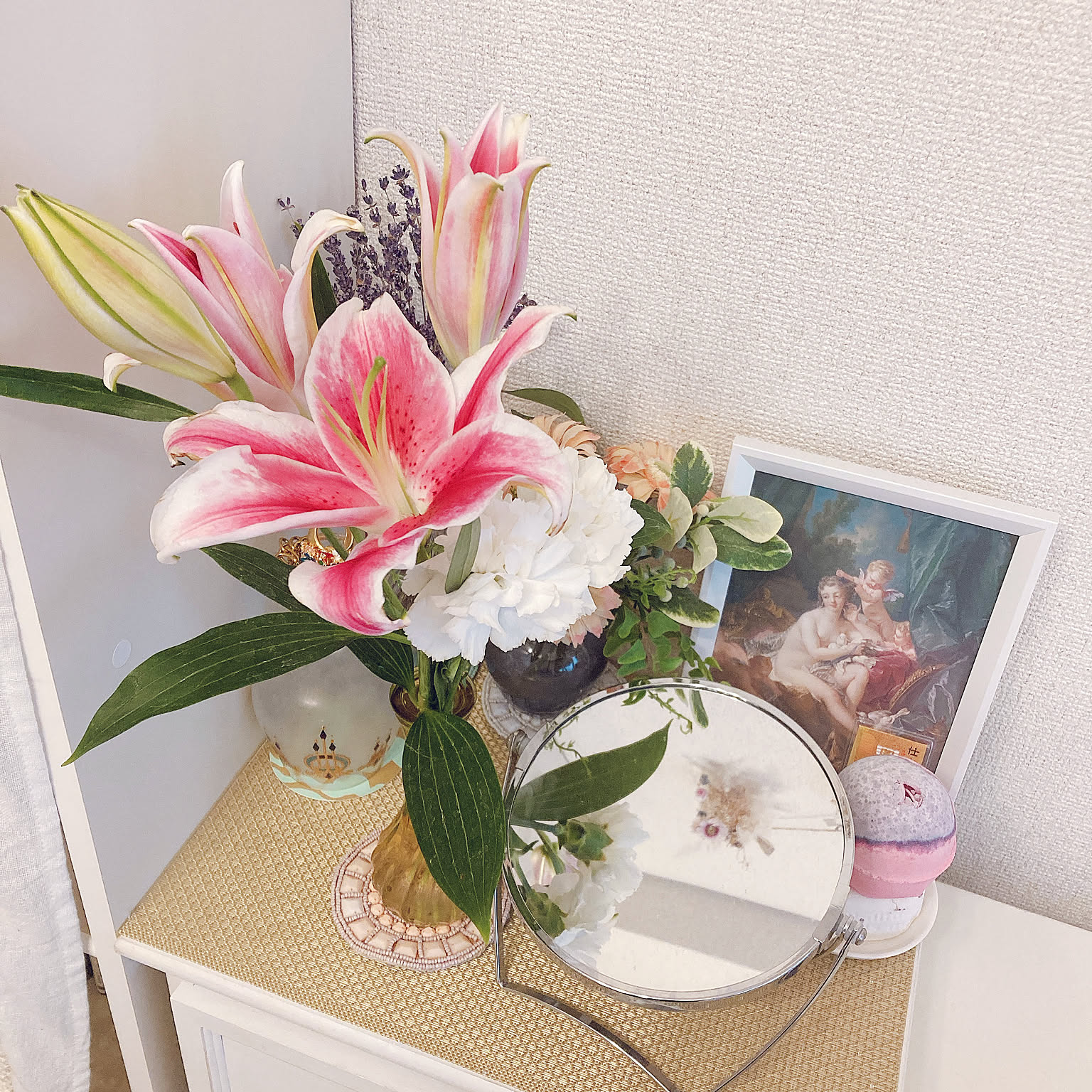 百合の花柄花瓶 新品未使用/木箱入】 保谷謹製 百合/ゆり/ユリ柄 金彩花瓶 花器