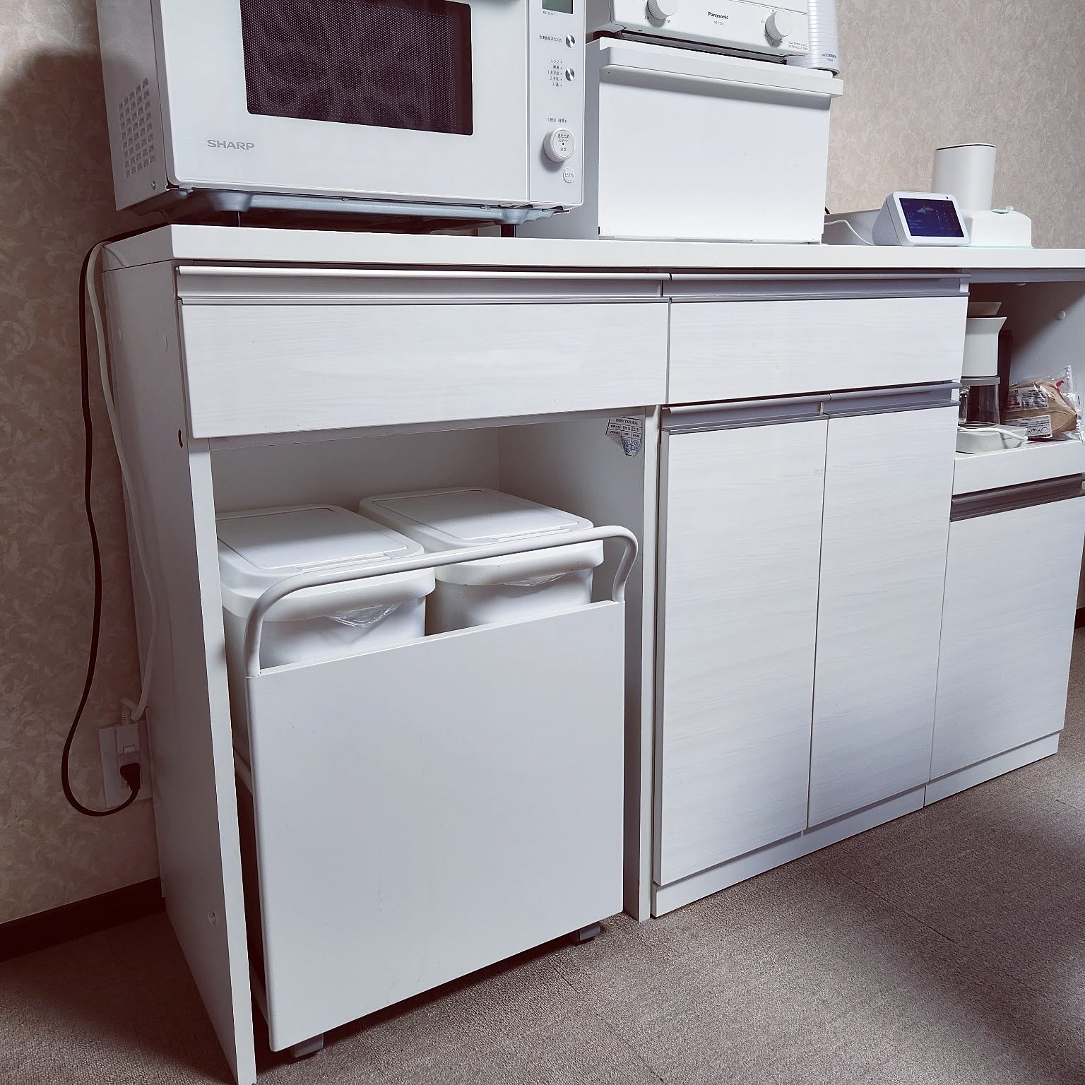 ニトリ　ゴミ箱　キャスター付きラック　全てセットです ニトリ ゴミ箱 キャスター付きラック 全てセットです ニトリ ゴミ箱