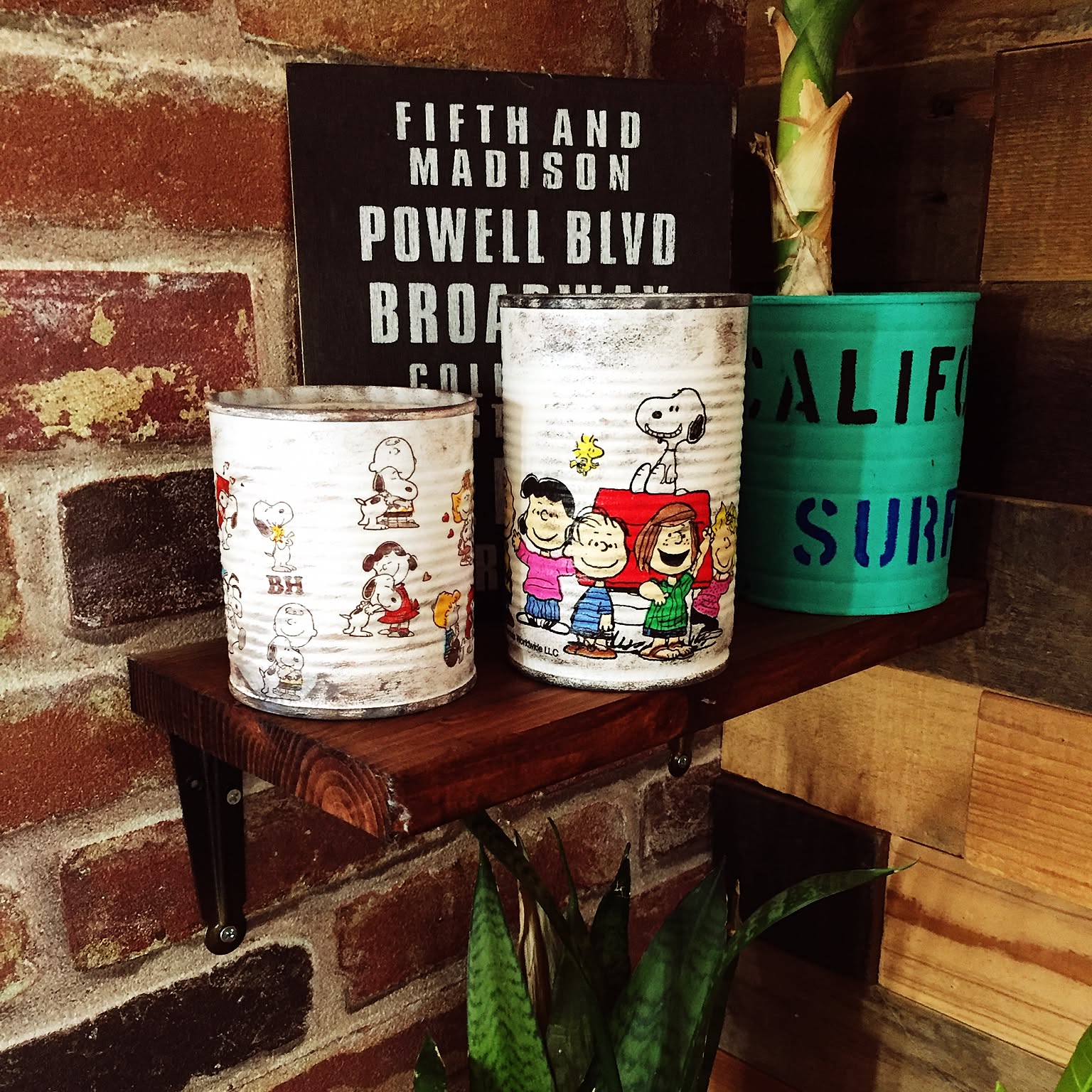 リメイク缶 スヌーピーのおすすめ商品とおしゃれな実例 ｜ RoomClip