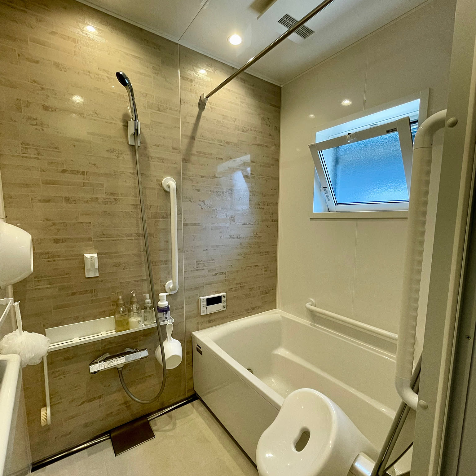 c11f9e29a100de9f9ca251e5934e26