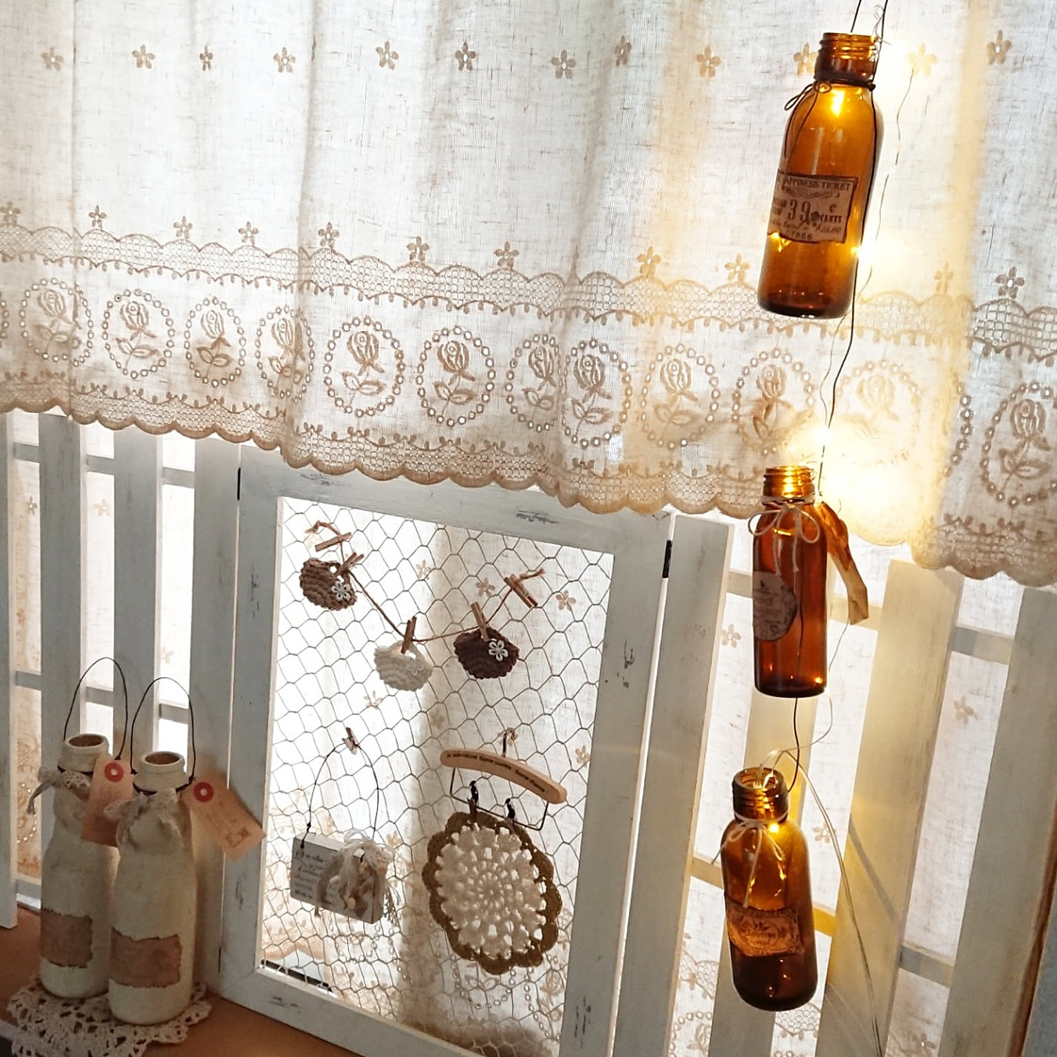 空き瓶 茶色い瓶のインテリア実例 ｜ RoomClip（ルームクリップ）