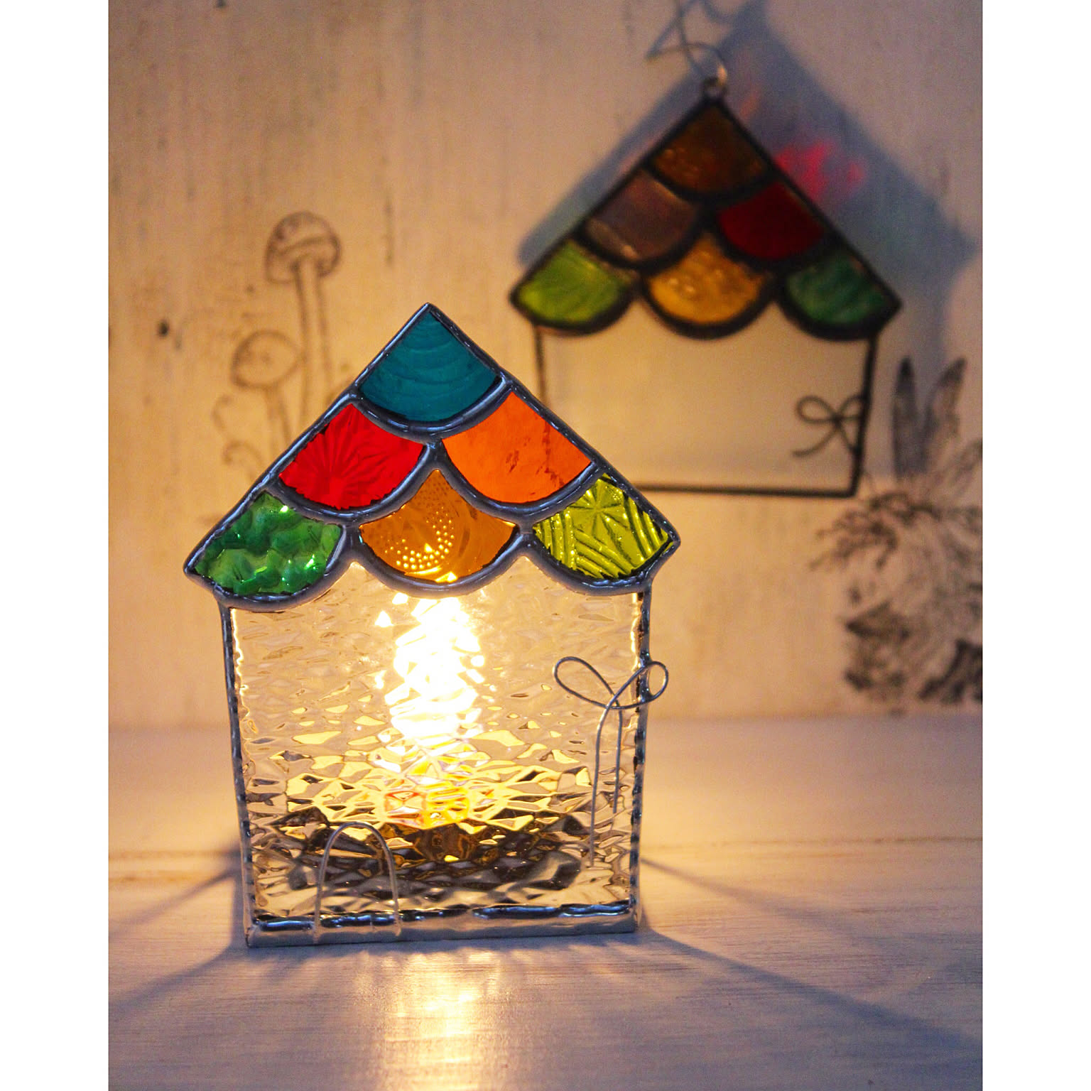 ステンドグラス キャンドルホルダーのおすすめ商品とおしゃれな実例