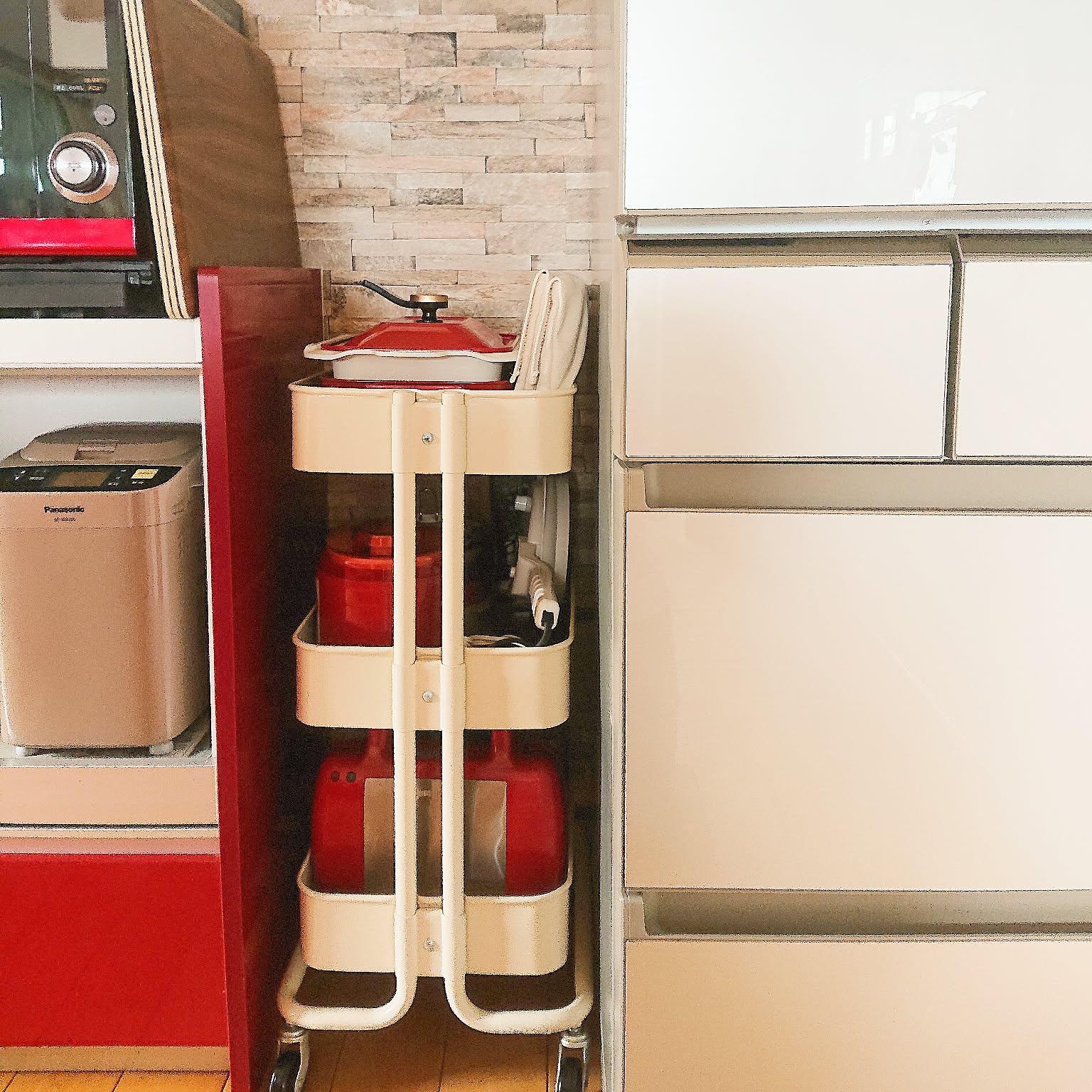 IKEAのキッチンワゴンのおすすめ商品とおしゃれな実例 ｜ RoomClip
