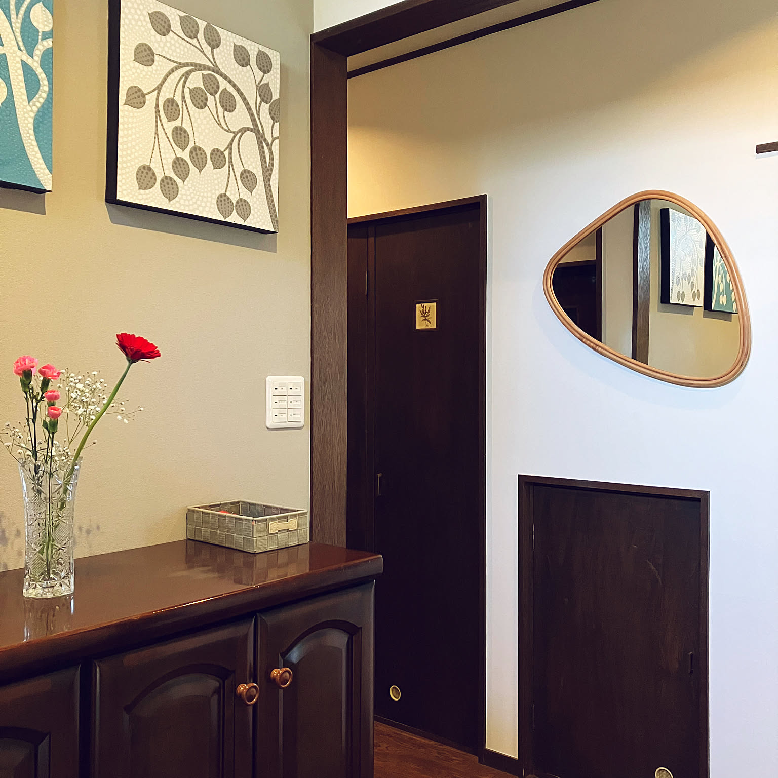 IKEA鏡付き玄関収納 鏡付きワードローブ（ミラー付き収納）の通販 - IKEA