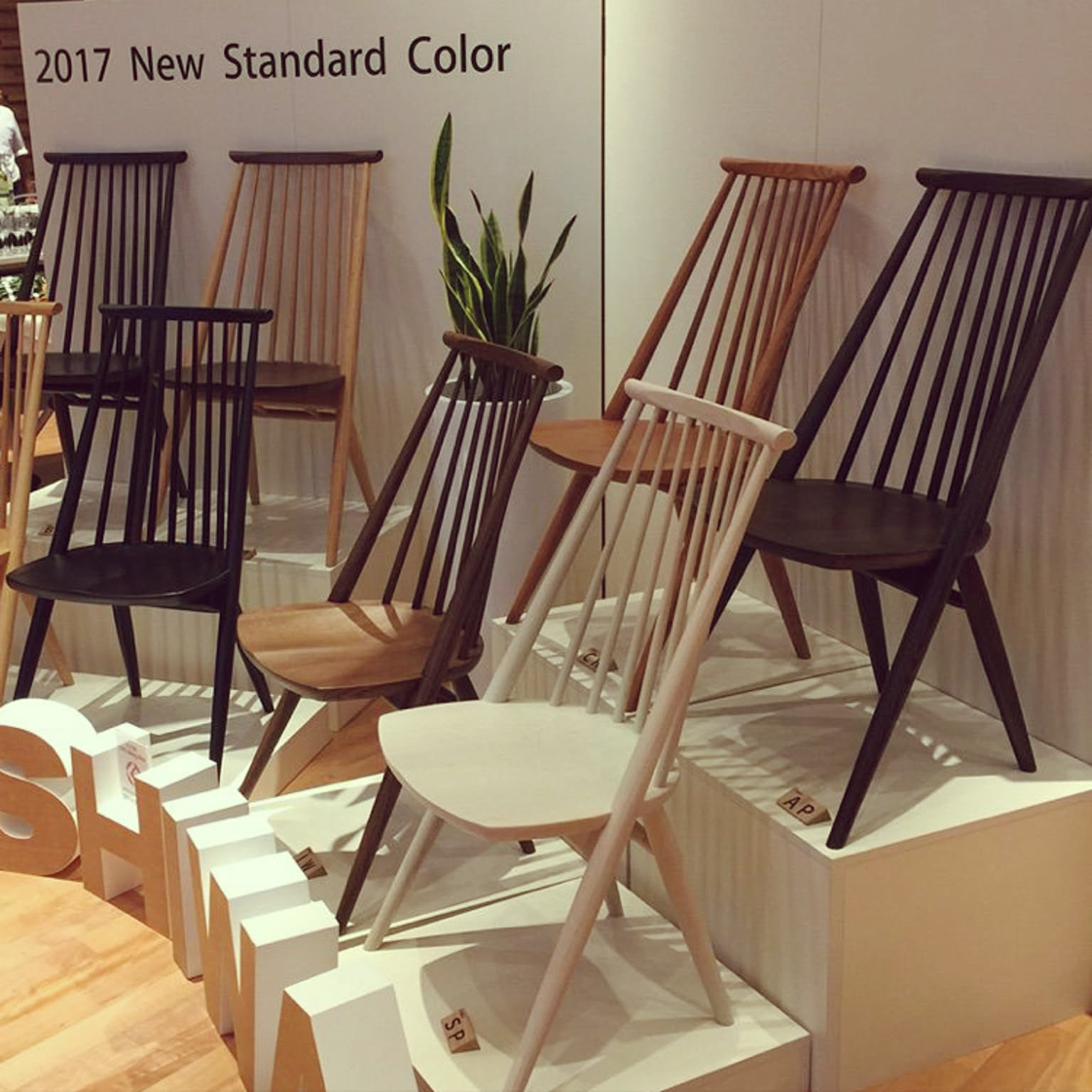 ともや 柏木工 シビルチェア ナラ材 カフェチェア ダイニングチェア② シビル チェア(オーク) | 柏木工株式会社(KASHIWA MOKKOU