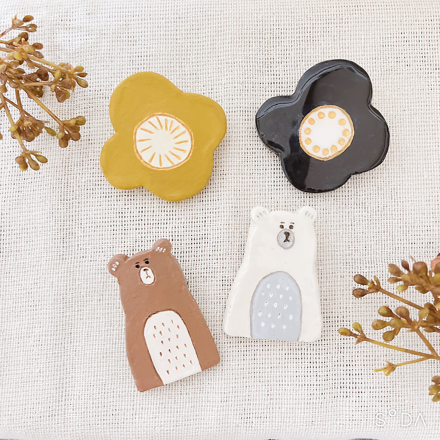 石粉粘土ハンドメイド きゃわわどうぶつえんでは、石粉粘土で作った支持体に挑戦してみ