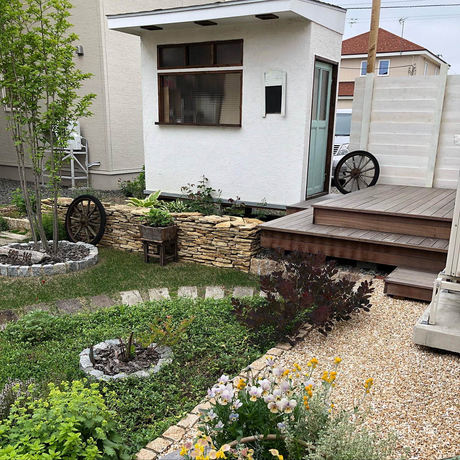 プランターボックス/プランター/フラワーボックス/車輪オブジェ