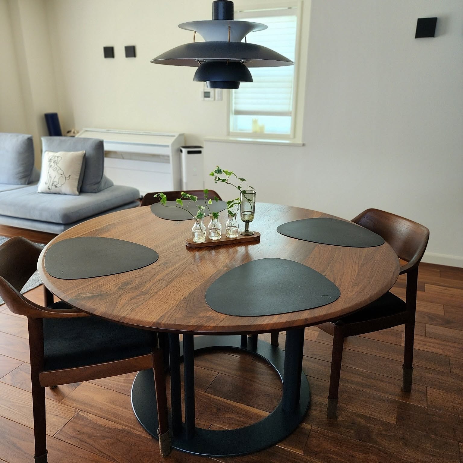 CONDE HOUSE アンティークセンターテーブル