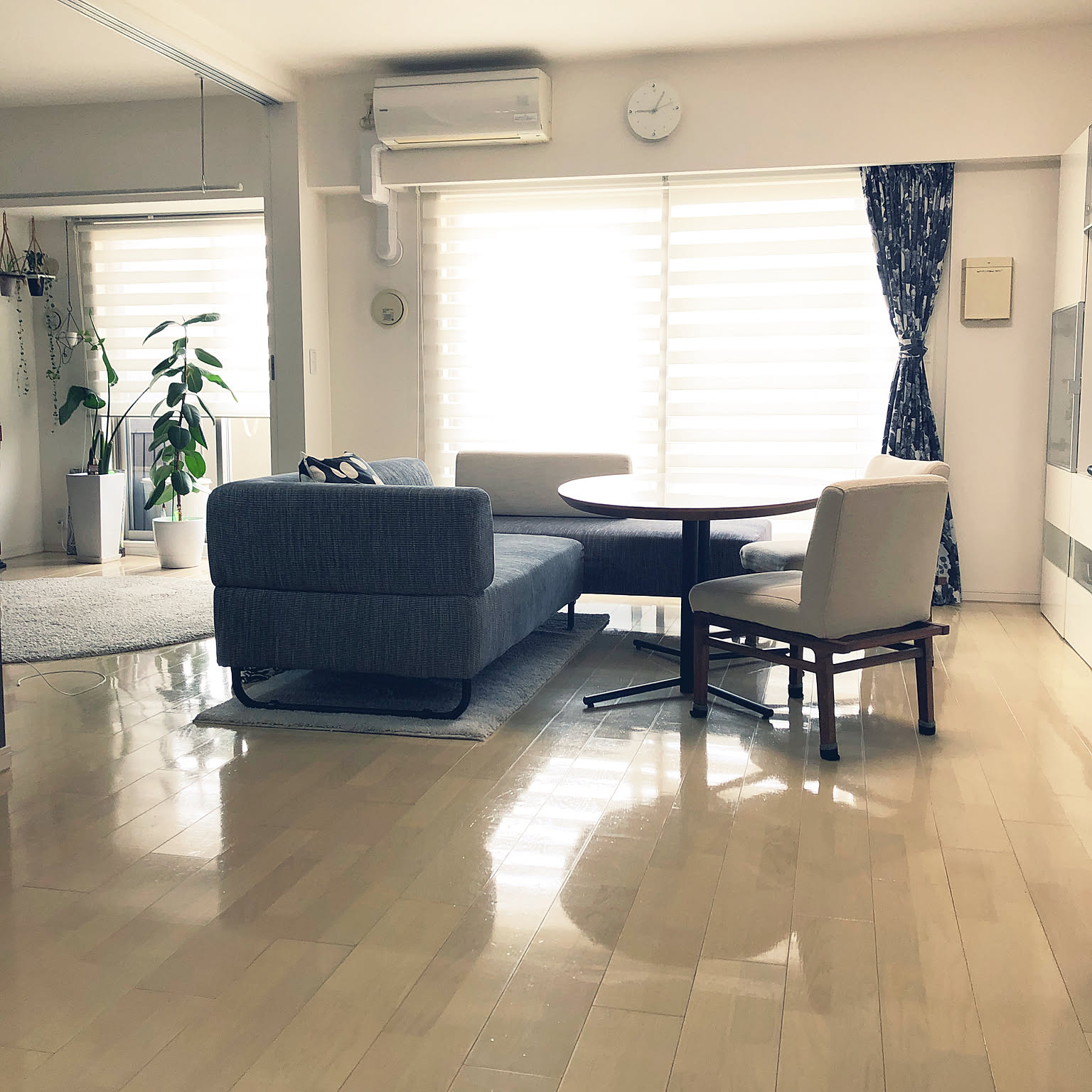 アクタス 丸テーブルのおすすめ商品とおしゃれな実例 ｜ RoomClip