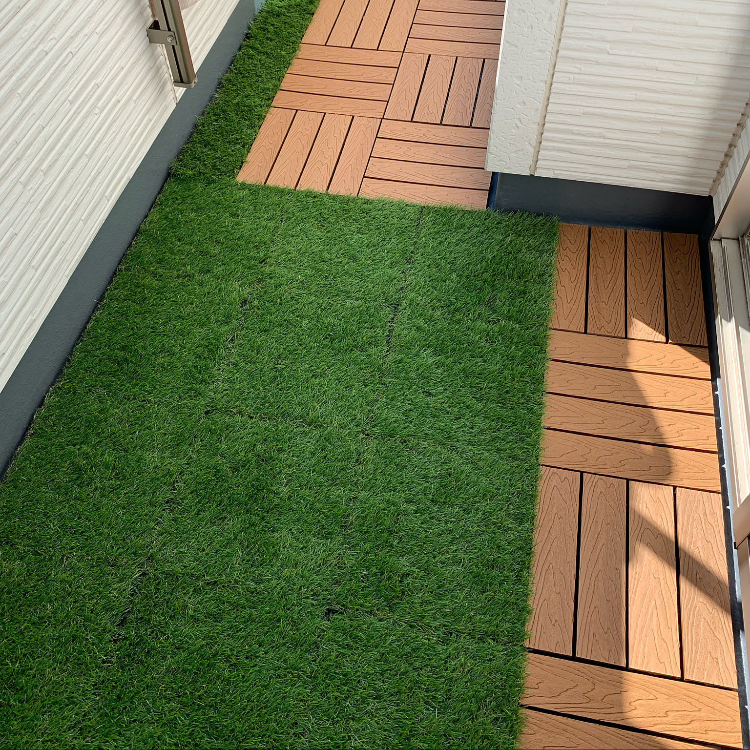 「値下げ‼️」ウッドパネルと人工芝パネル 値下げ‼️」ウッドパネルと人工芝パネル