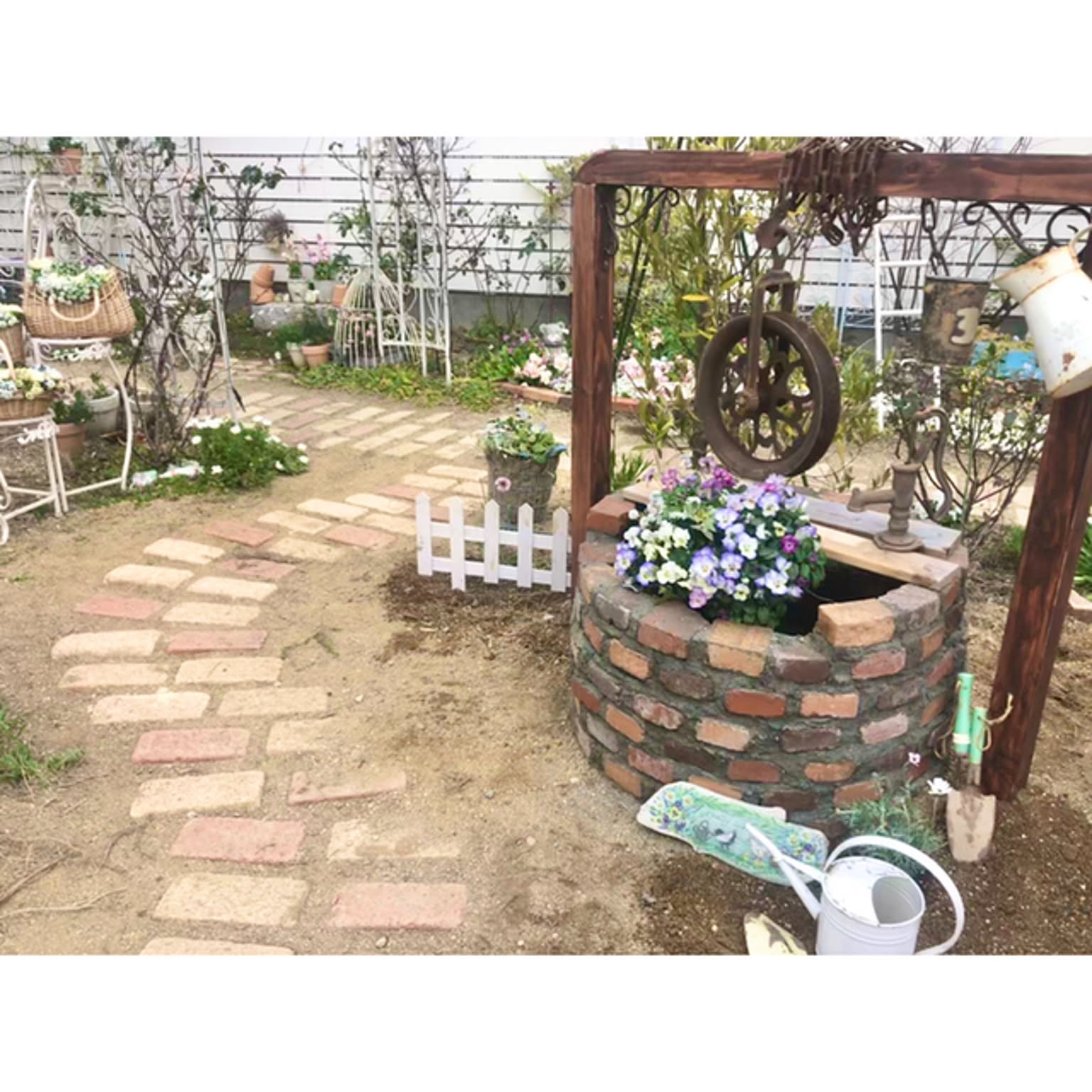 ガーデニング雑貨、井戸セット、小屋付き井戸セット、庭園