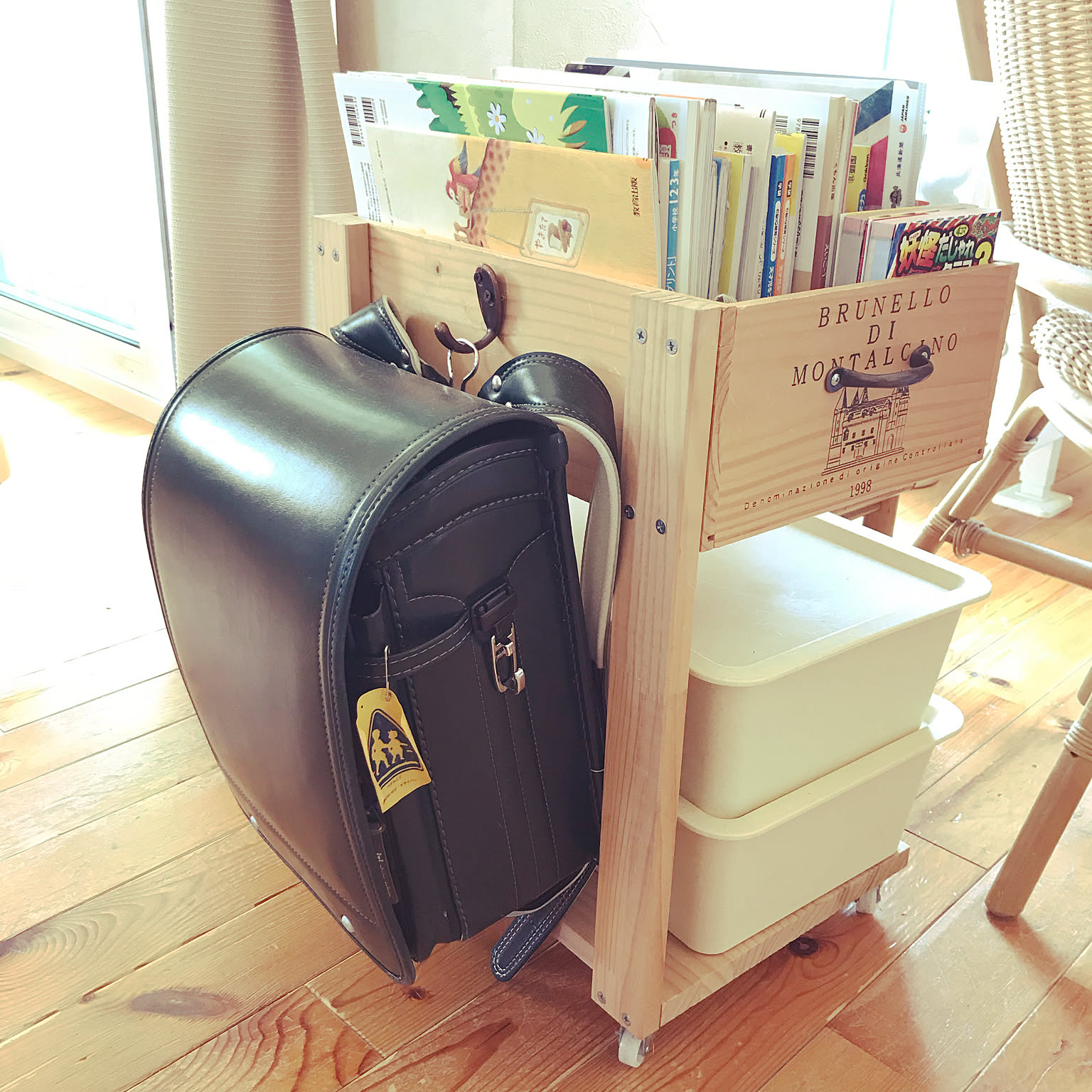 ◆オーダー用◆ダイカット 見開き型ランドセル 学校用品 ランドセルラック 学用品のおすすめ商品とおしゃれな実例 ｜ RoomClip