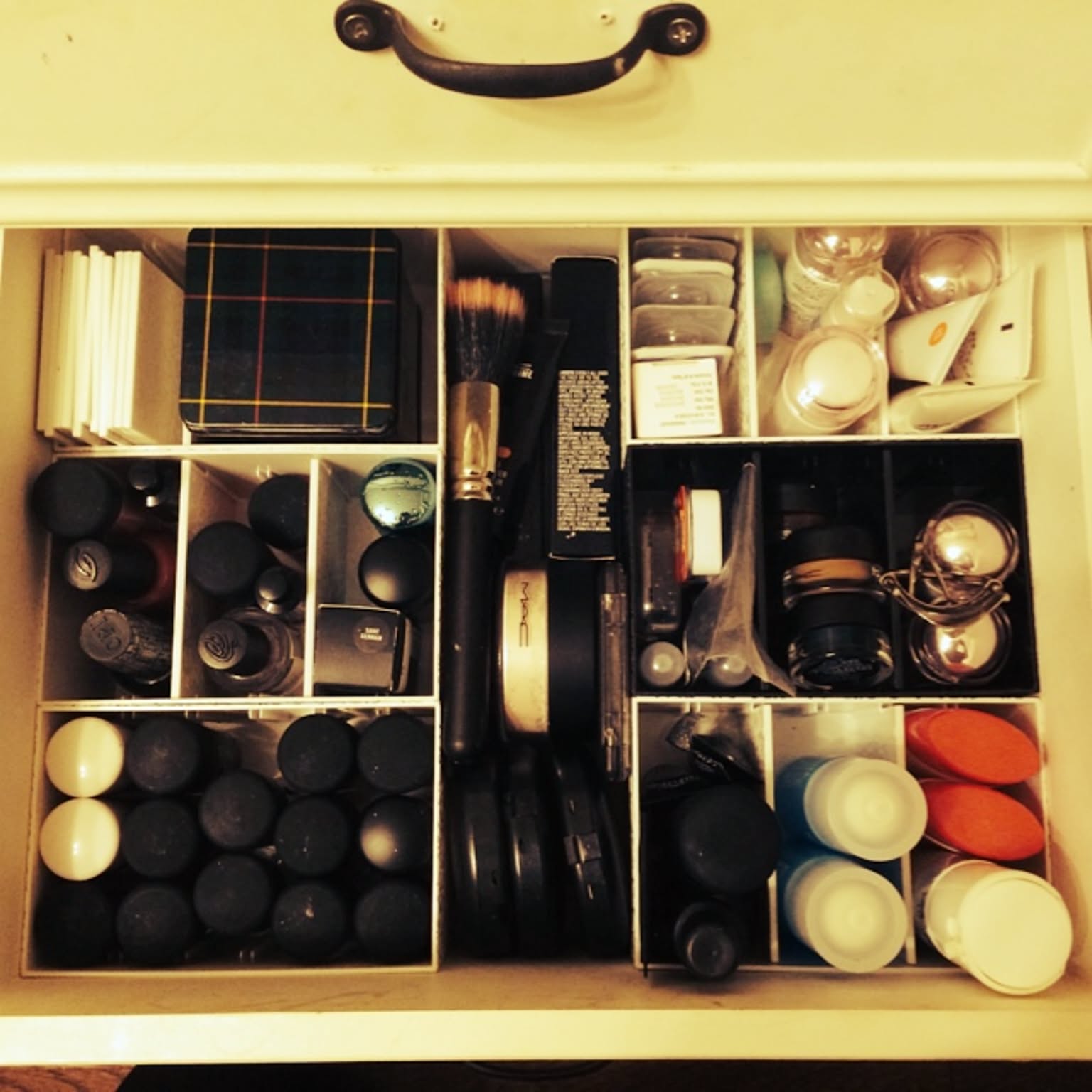 MAC メイクボックス 黒 2段収納 2025年最新】mac メイクボックスの人気アイテム - メルカリ