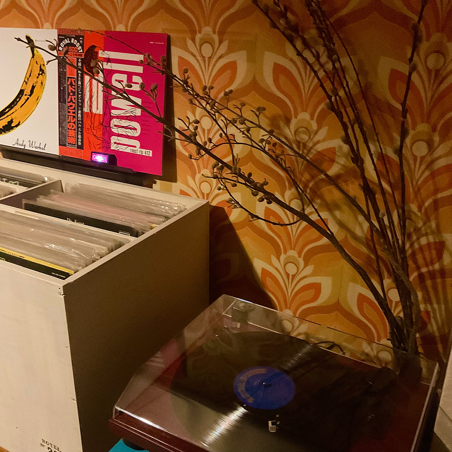 レコードプレーヤー 昭和レトロのおしゃれなインテリア・部屋・家具の