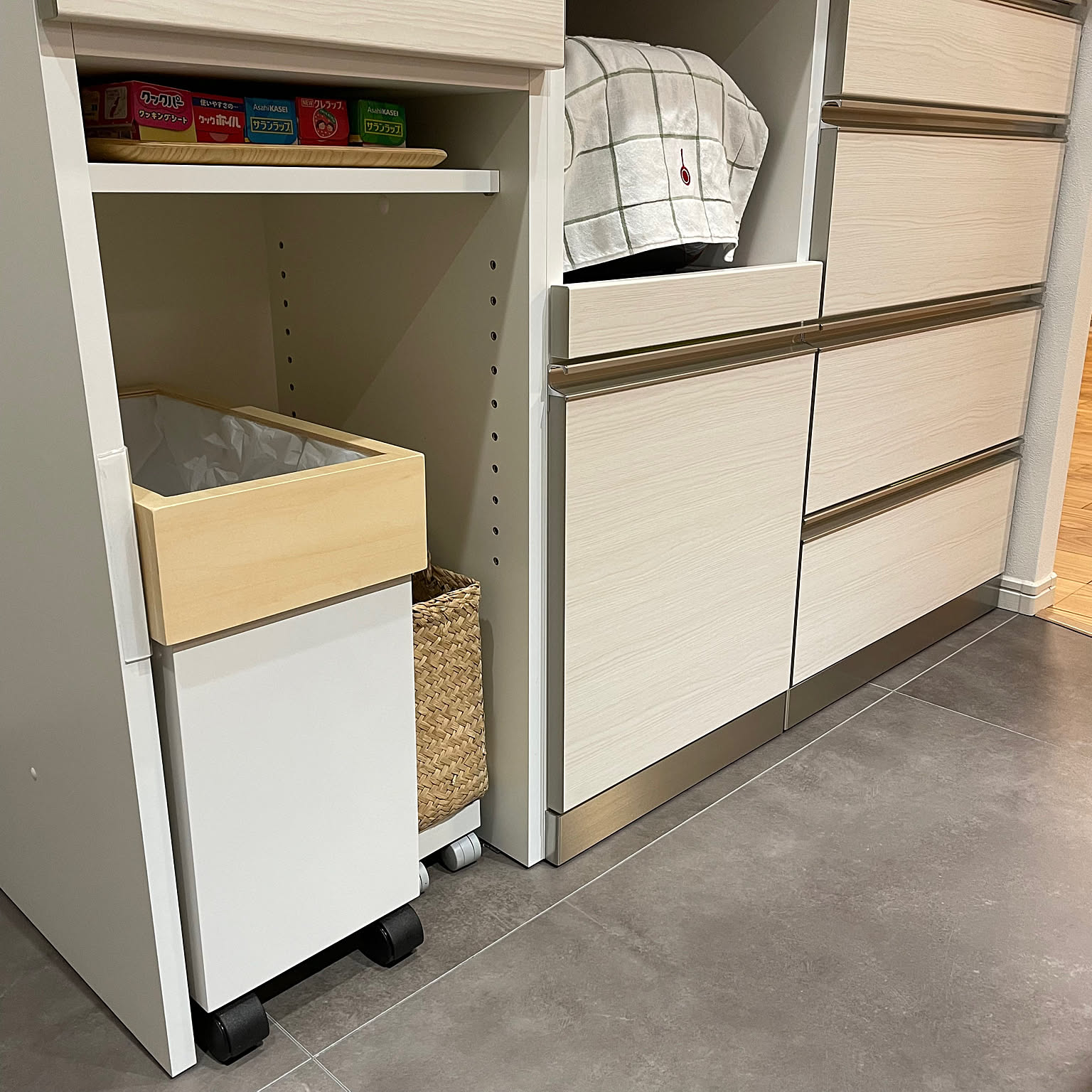 ニトリ 綾野製作所カップボードのおすすめ商品とおしゃれな実例