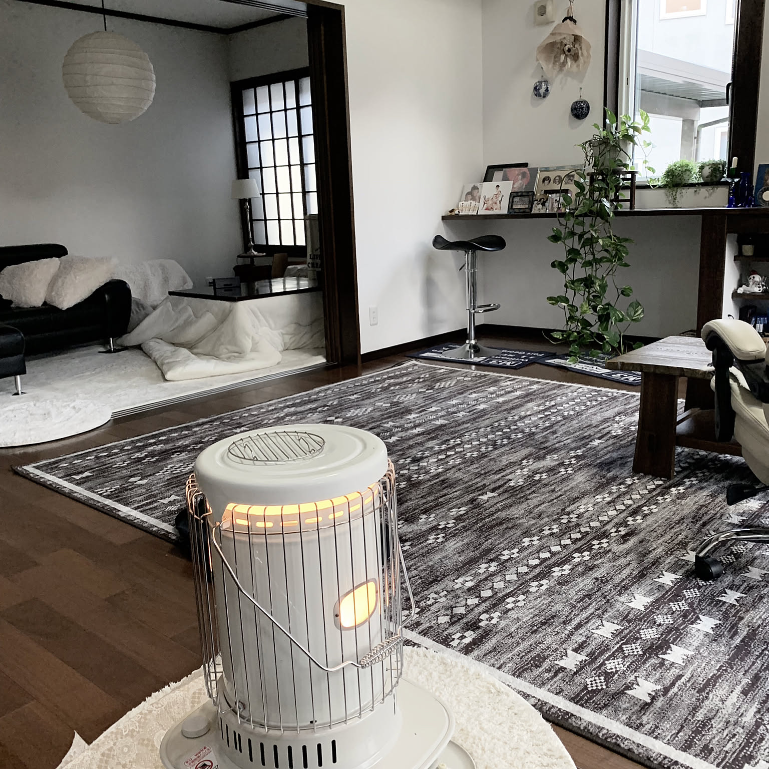 コークスストーブ　昭和の石炭ストーブ　だるまストーブ　カフェのインテリアにも コークスストーブ 昭和の石炭ストーブ だるまストーブ カフェの