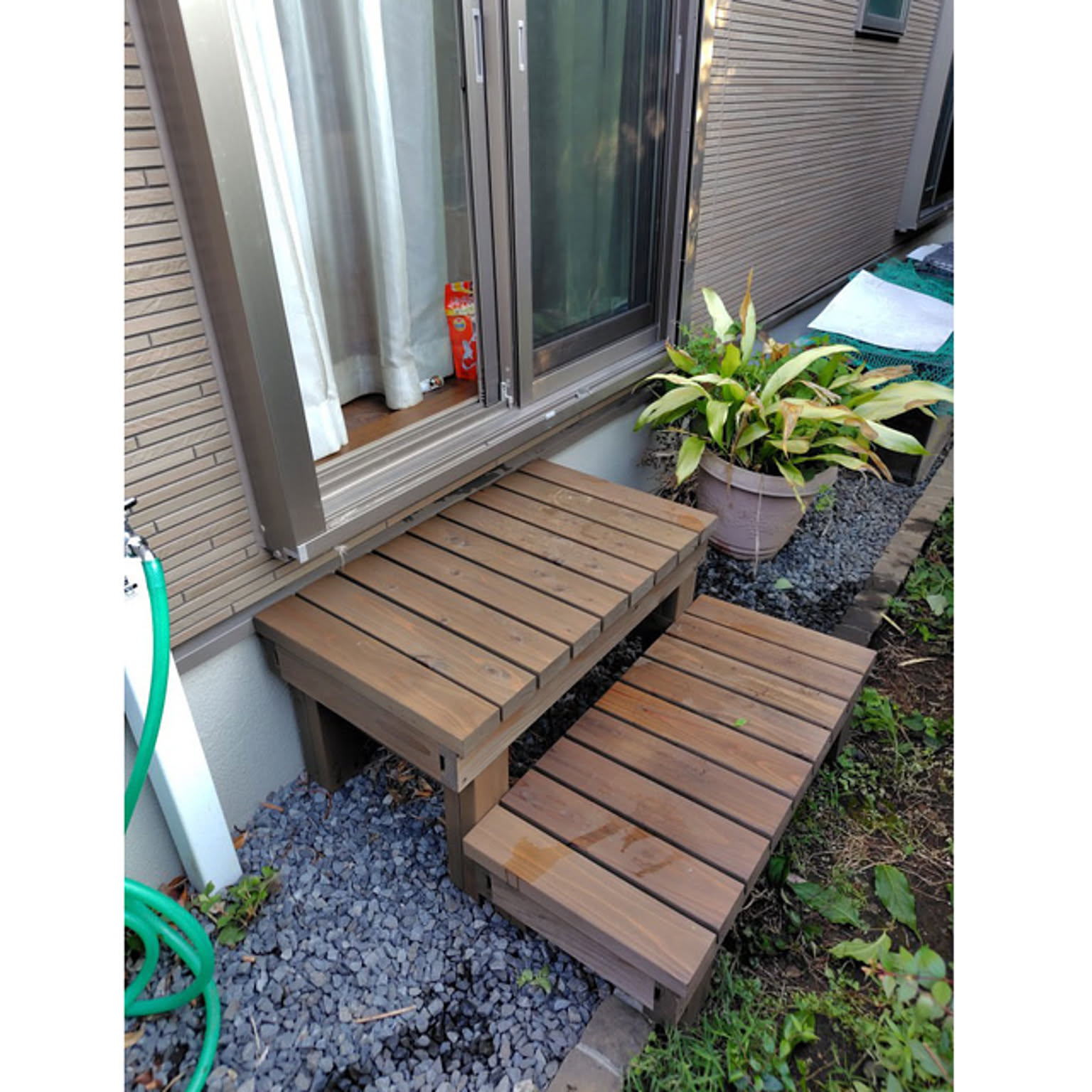 ウッドデッキ 濡れ縁のおしゃれなアレンジ・飾り方のインテリア実例