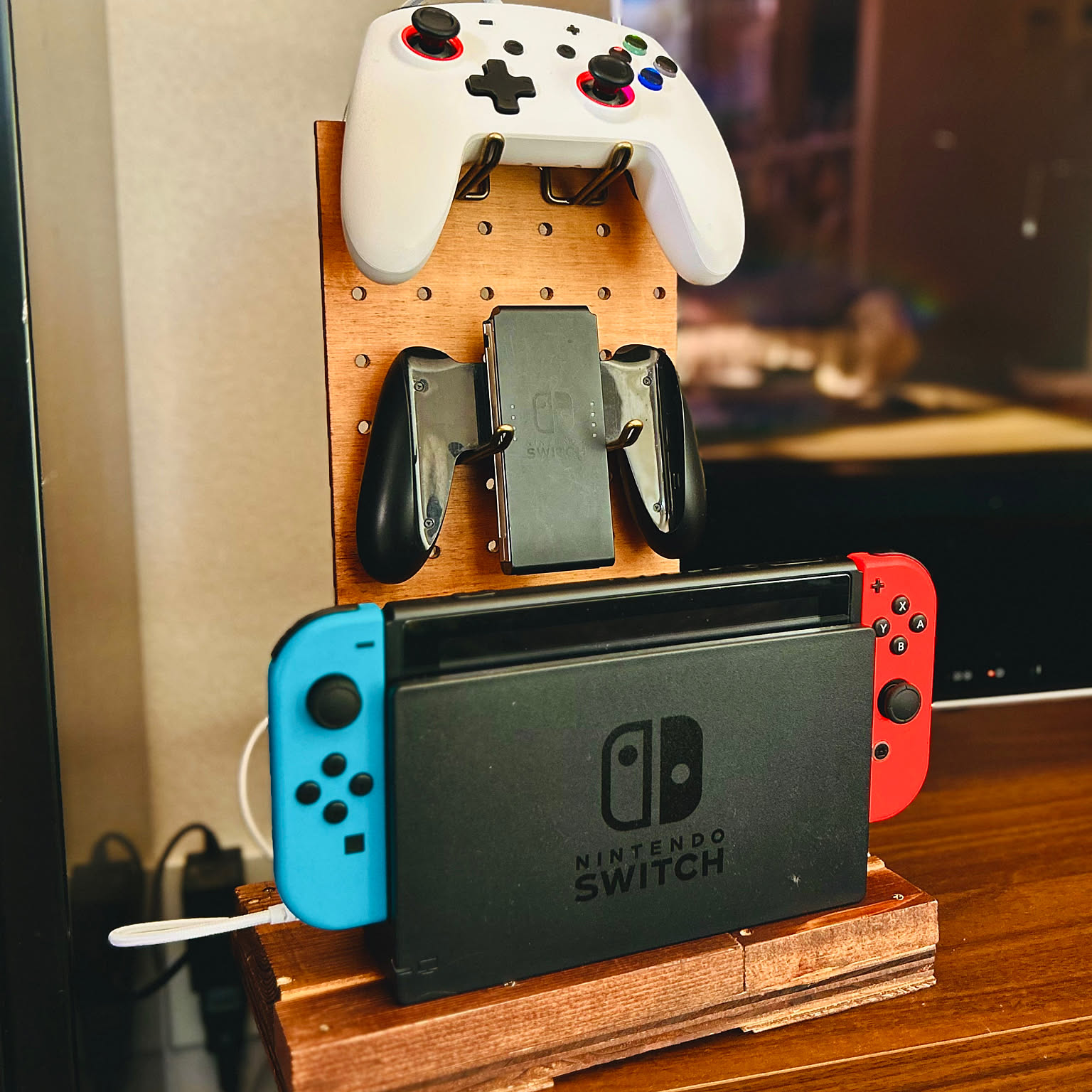 ニンテンドースイッチとゲームソフト２つ スイッチ2は当面の間公式ショップ「Nintendo TOKYO/OSAKA/KYOTO