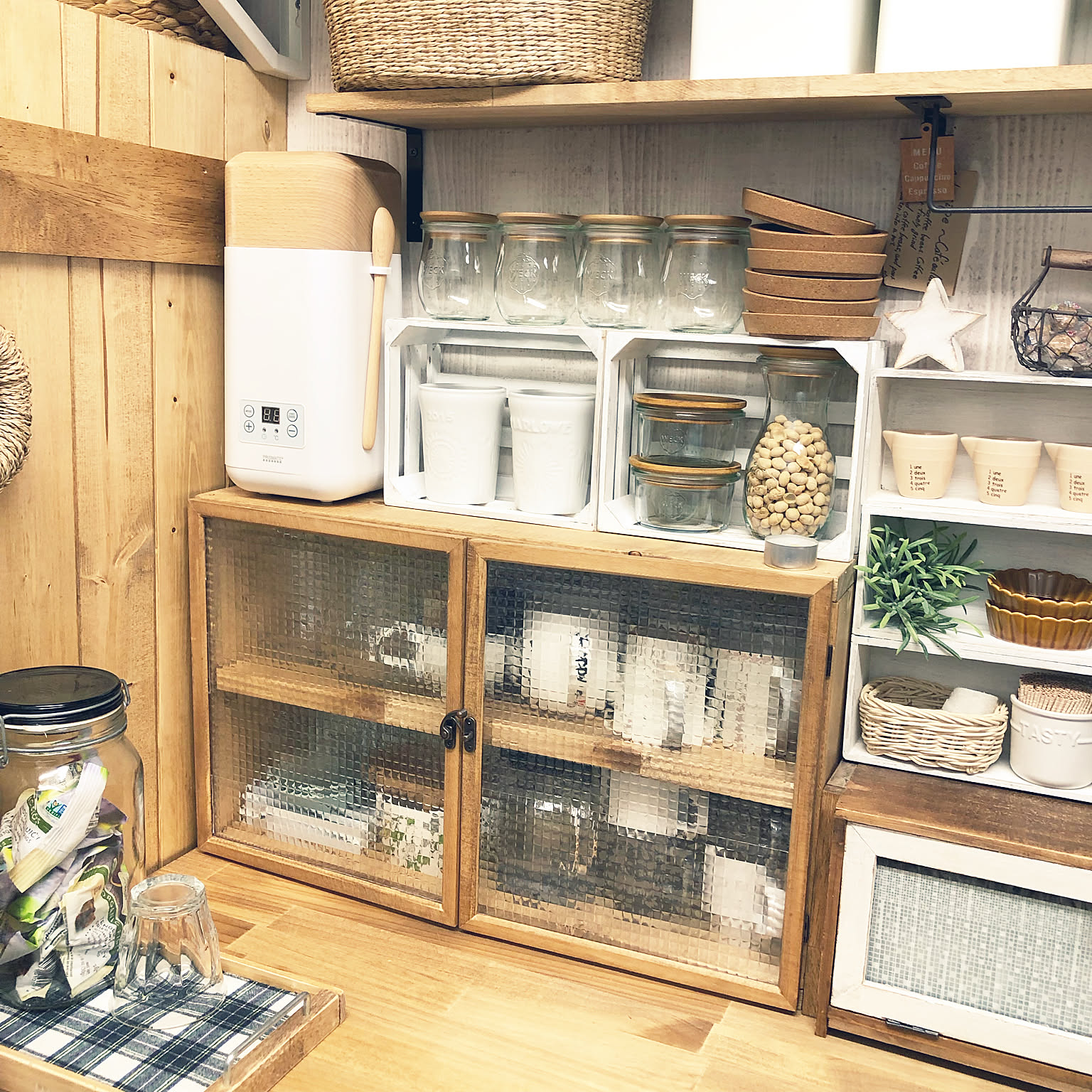 ミニ食器棚のおすすめ商品とおしゃれな実例 ｜ RoomClip（ルームクリップ）