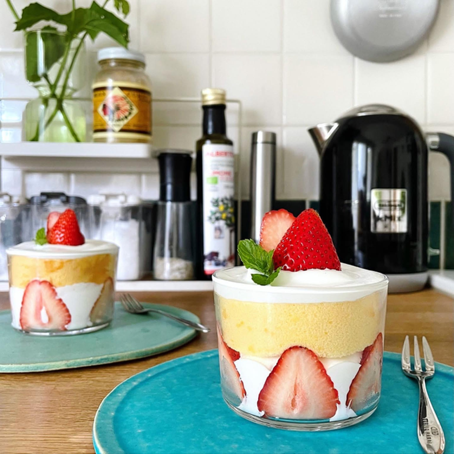 ケーキ屋 外壁 装飾 オブジェ オーナメント ケーキ ロールケーキ