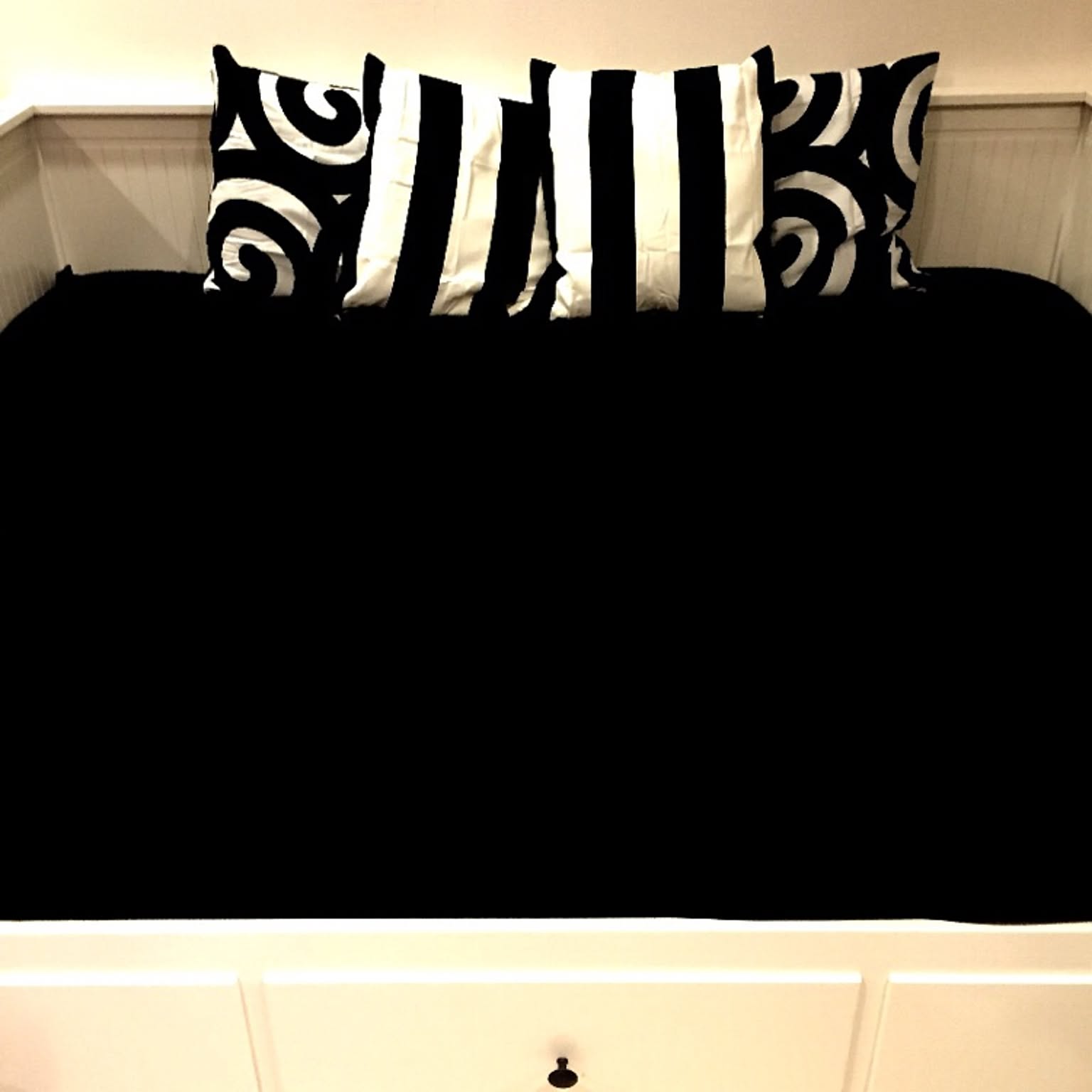 IKEA クイーンサイズベッドのおすすめ商品とおしゃれな実例