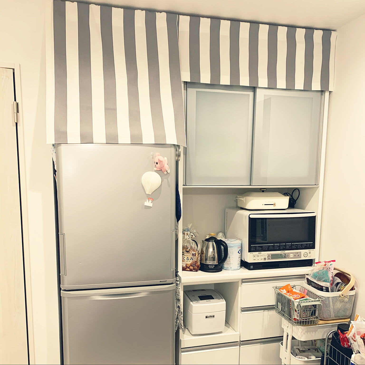 IKEA✳︎カーテン✳︎2枚セット Amazon｜IKEA Vilborg カーテン 1ペア ホワイト/ターコイズ 2パック