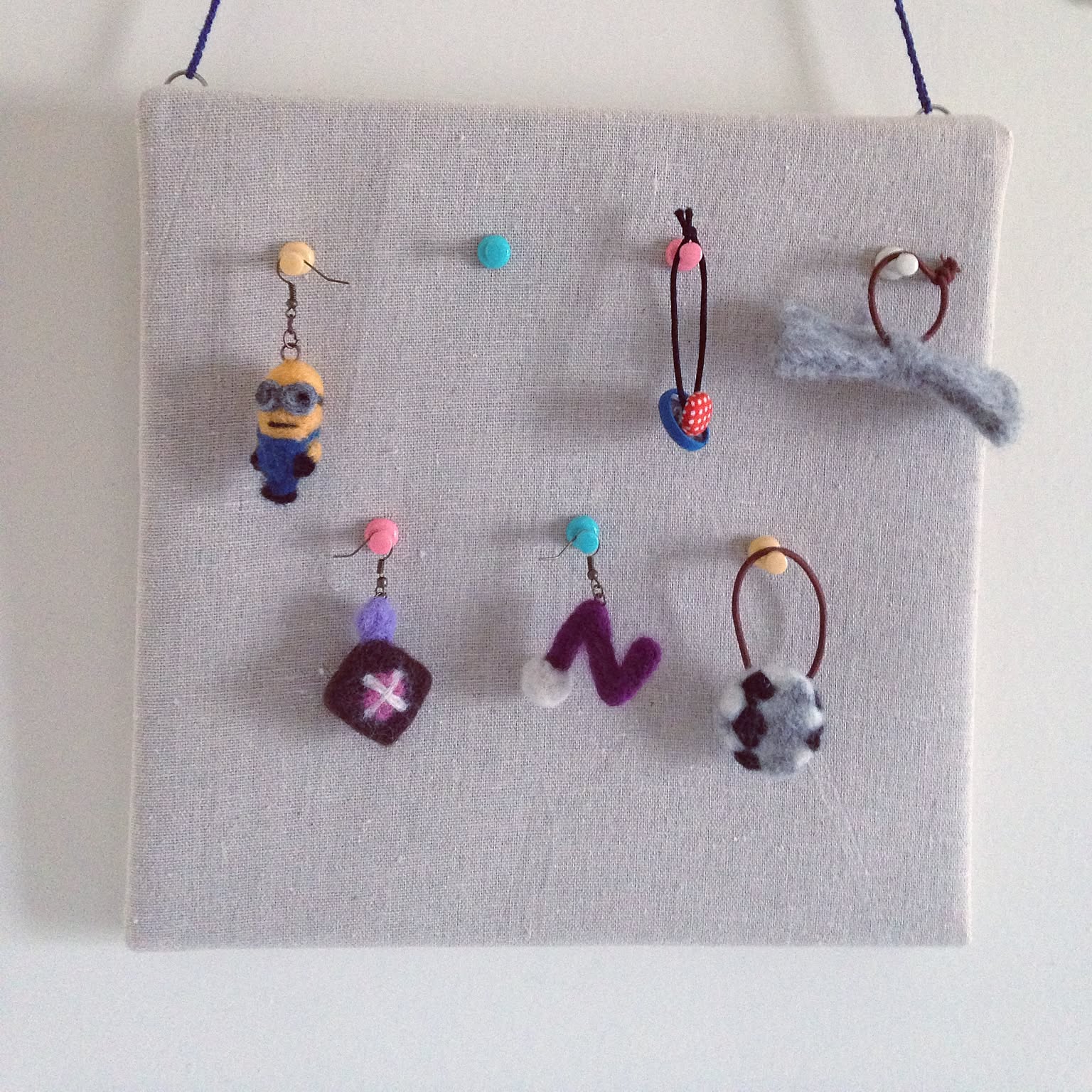 イニシャル 羊毛フェルトのおすすめ商品とおしゃれな実例 ｜ RoomClip