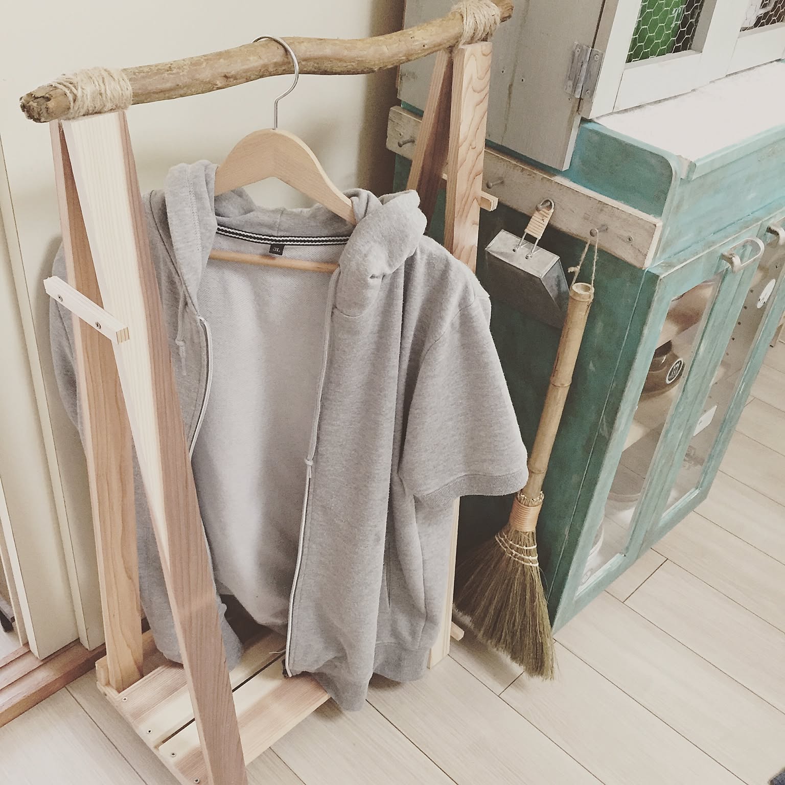 〜DriftDesign〜　キレイめ希少流木の大きめ150cmハンガーラック DriftDesign〜 キレイめ希少流木の大きめ150cmハンガーラック 流木