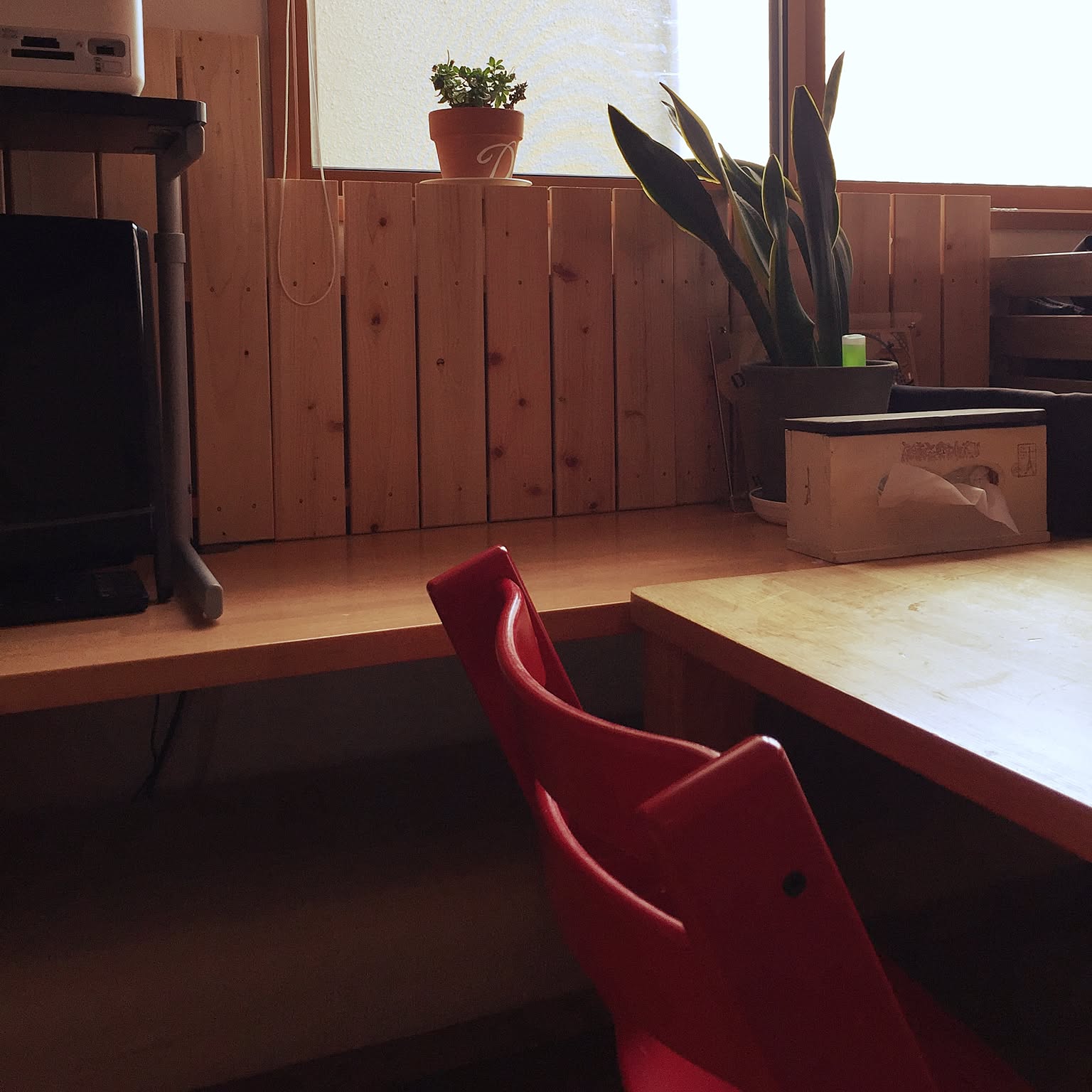 ストッケ 赤のおすすめ商品とおしゃれな実例 ｜ RoomClip