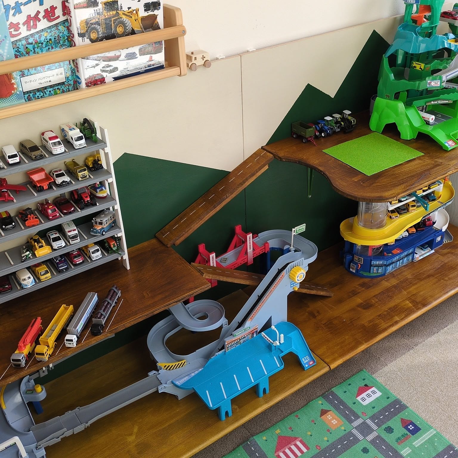 トミカ プレイテーブルのおすすめ商品とおしゃれな実例